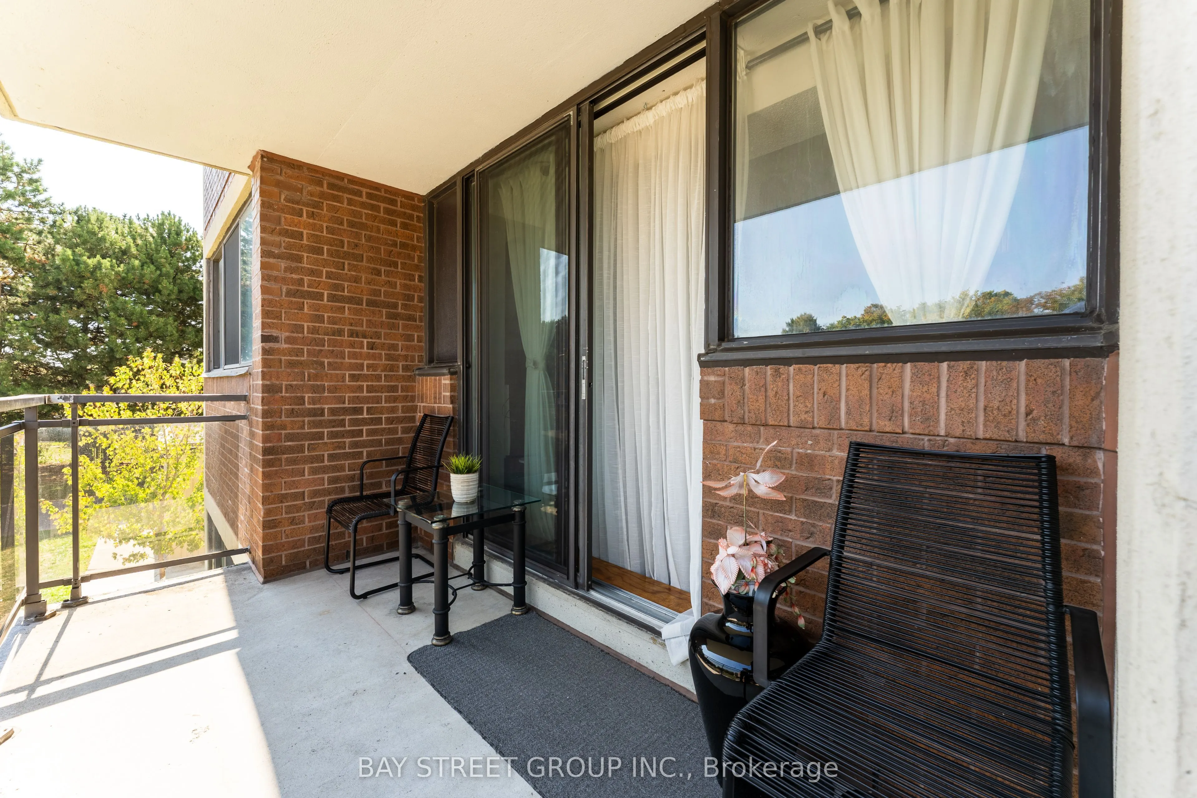 99 Blackwell Avenue, #211