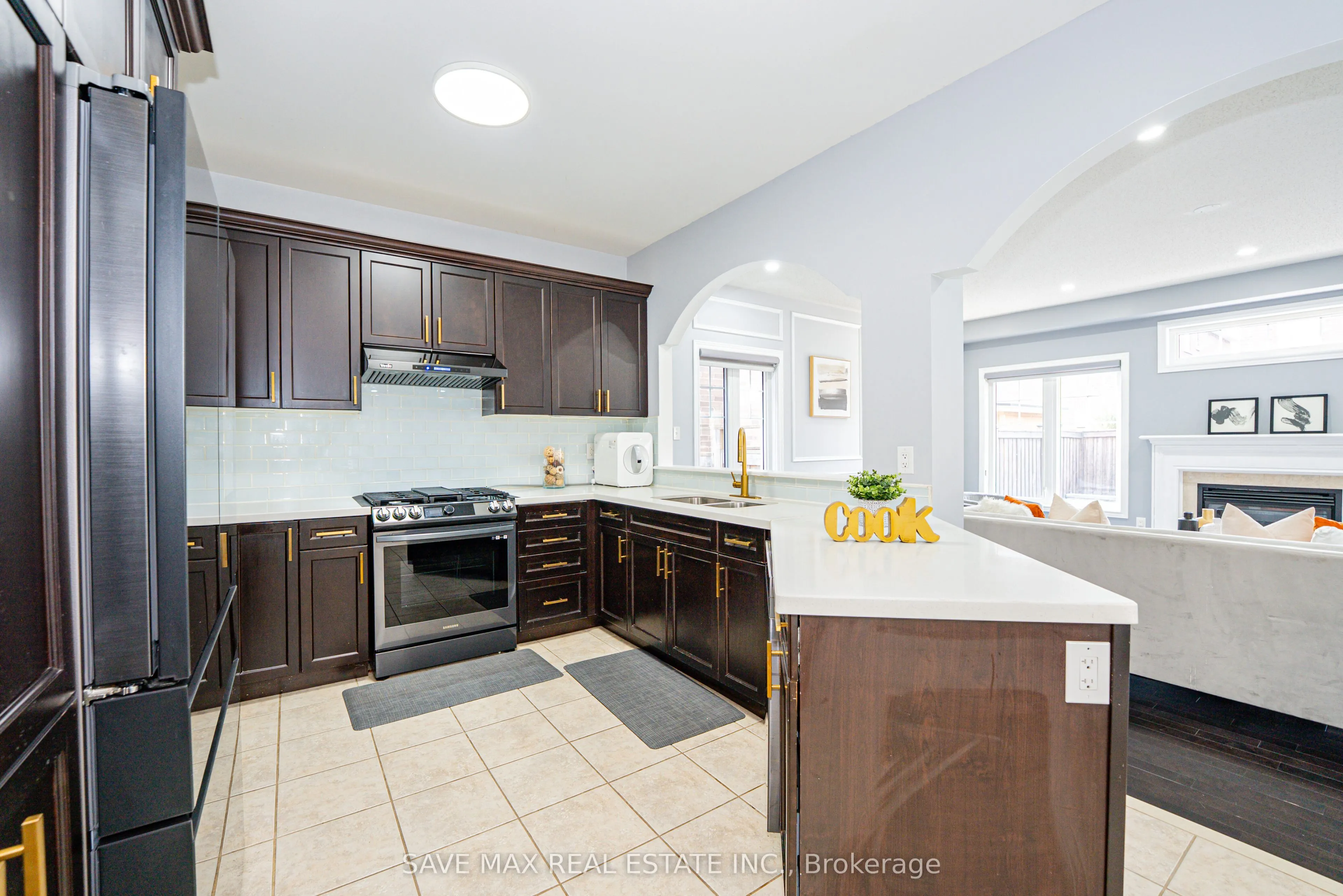 113 Sharplin Drive