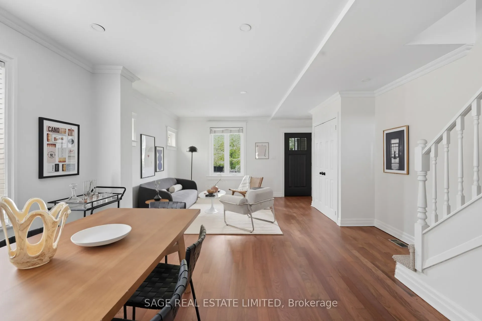 2021 Gerrard Street E