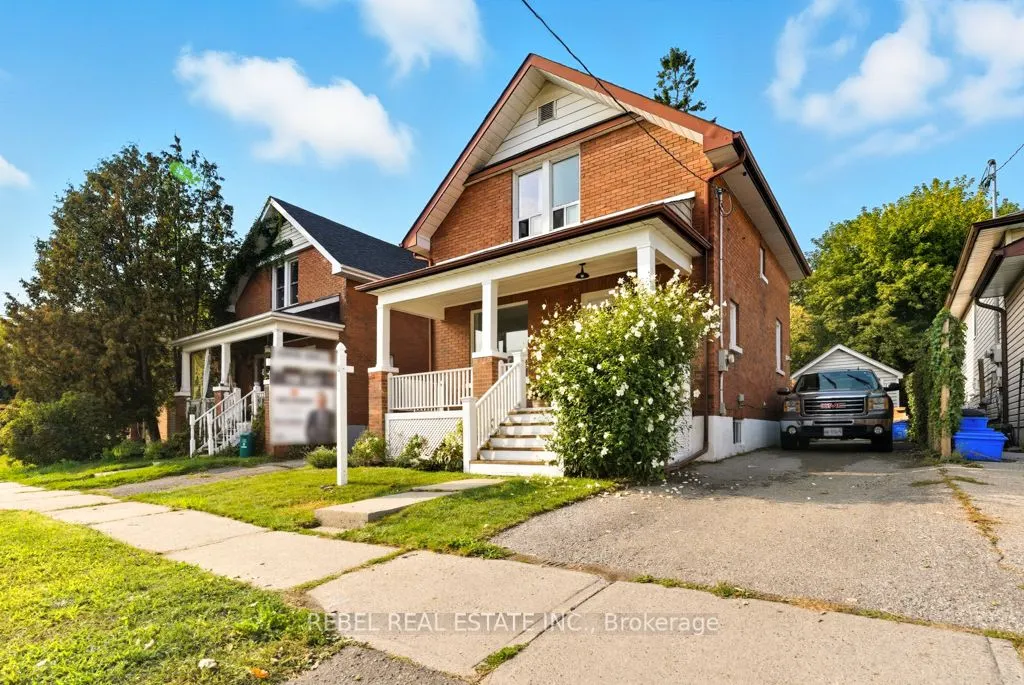 96 Elgin Street W