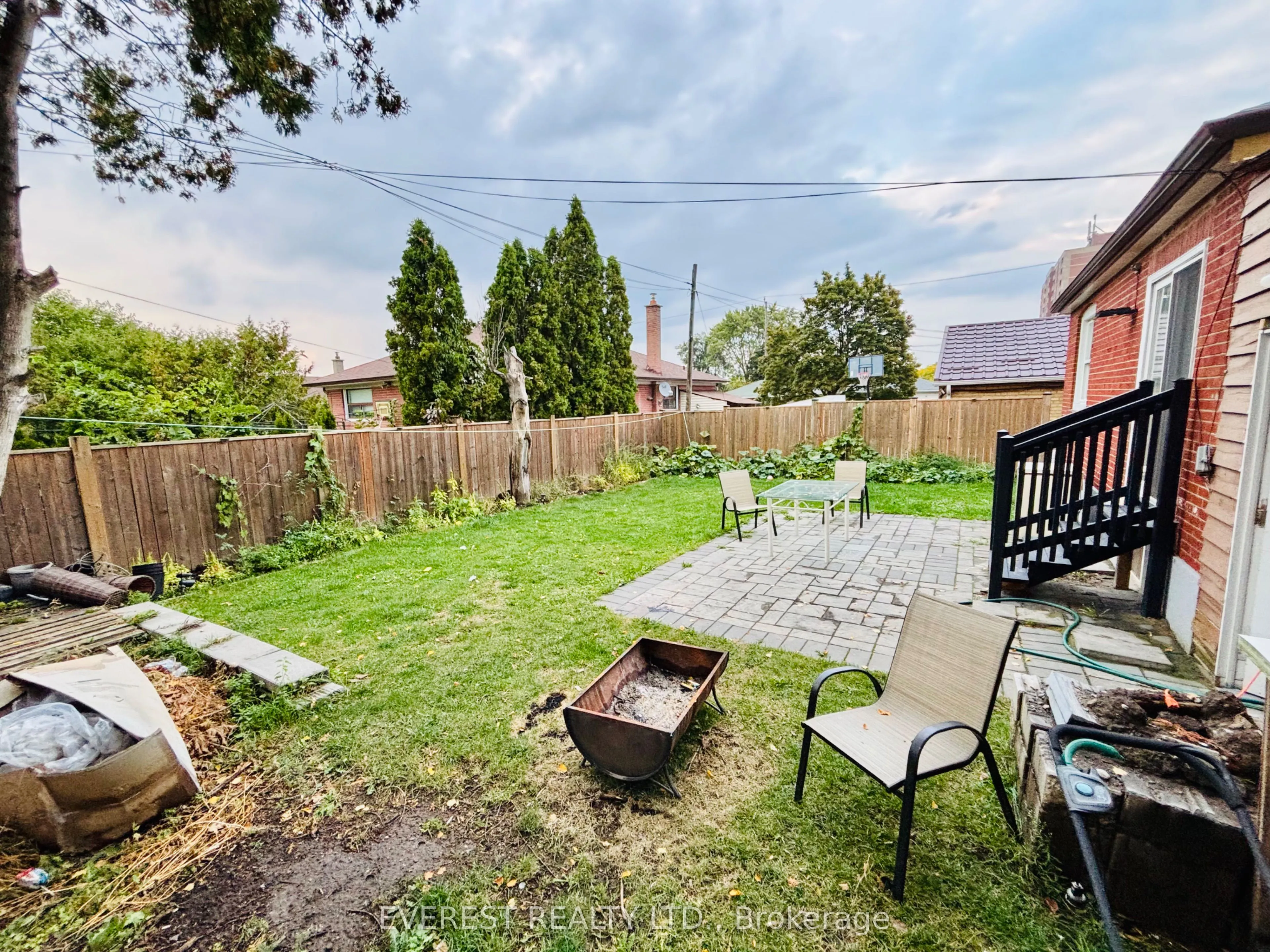6 Maretta Avenue