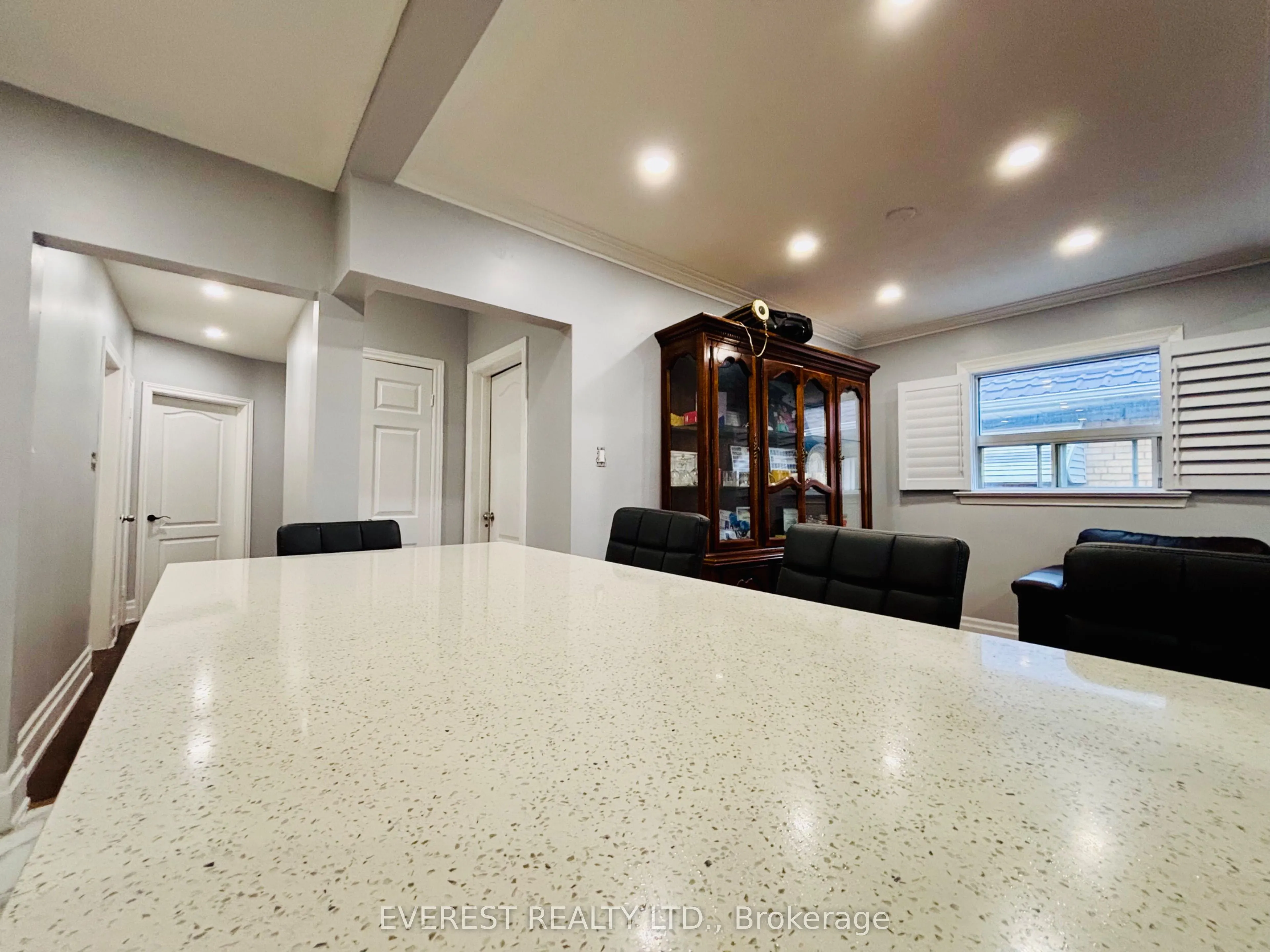 6 Maretta Avenue
