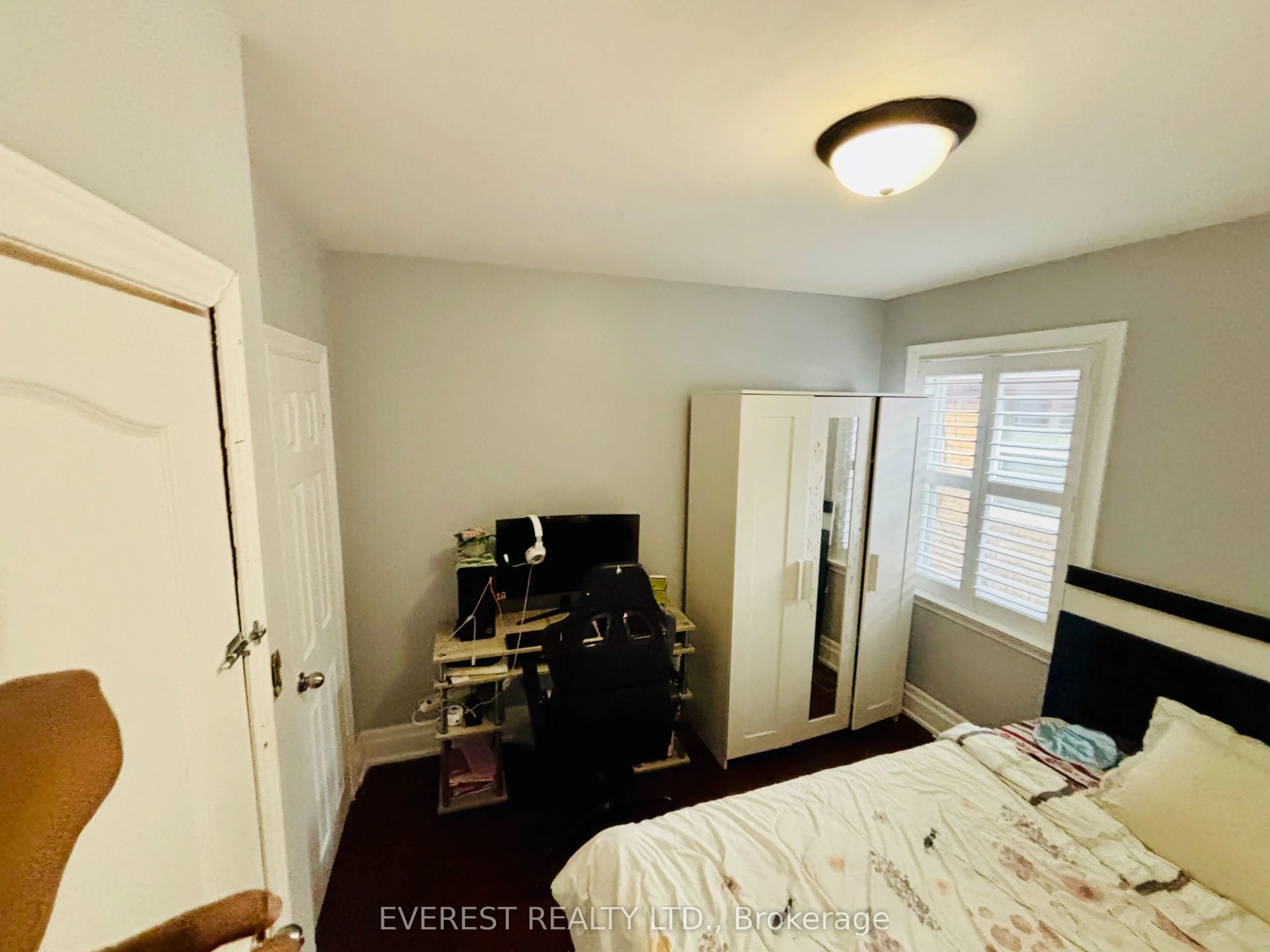 6 Maretta Avenue