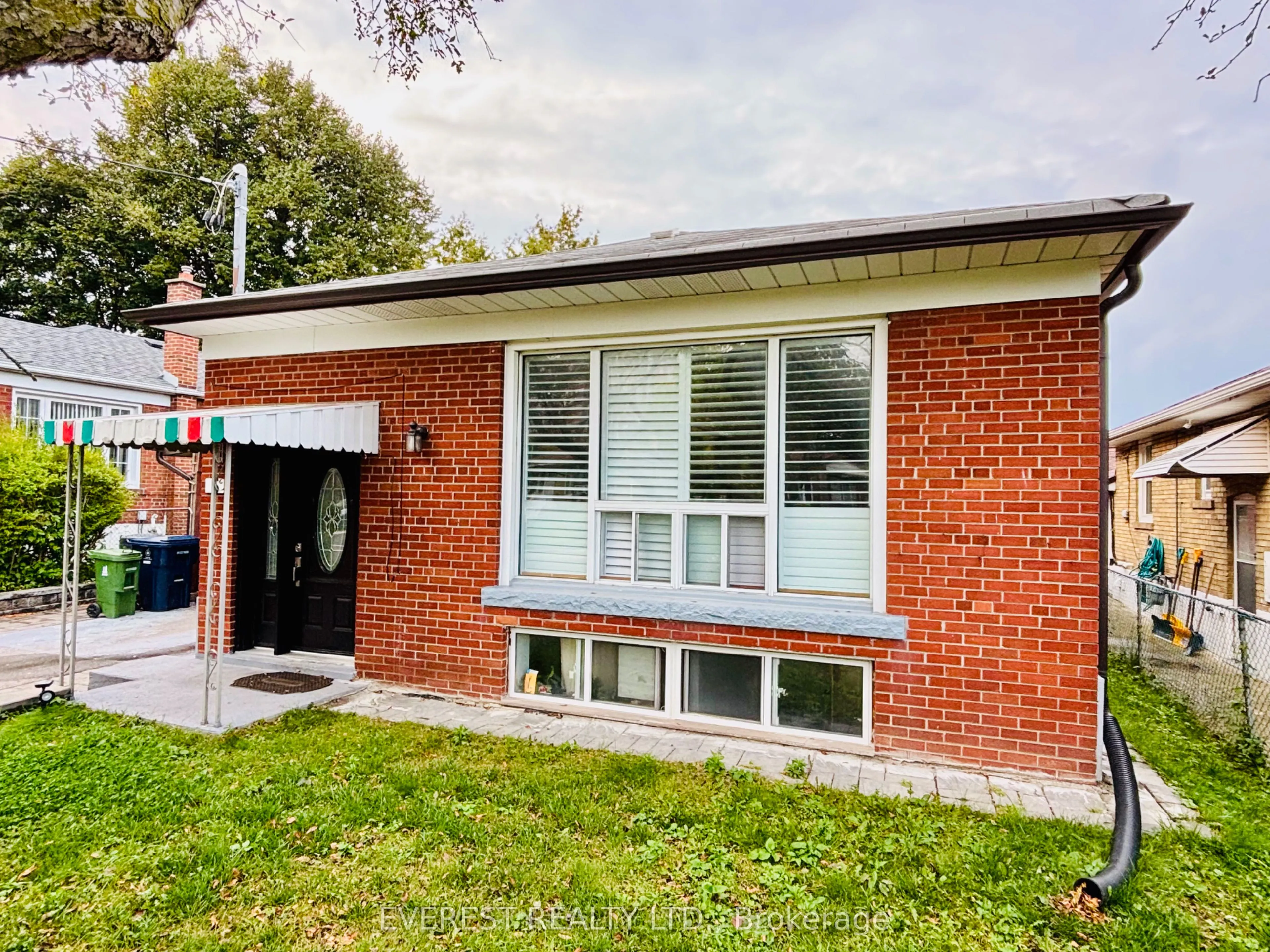 6 Maretta Avenue