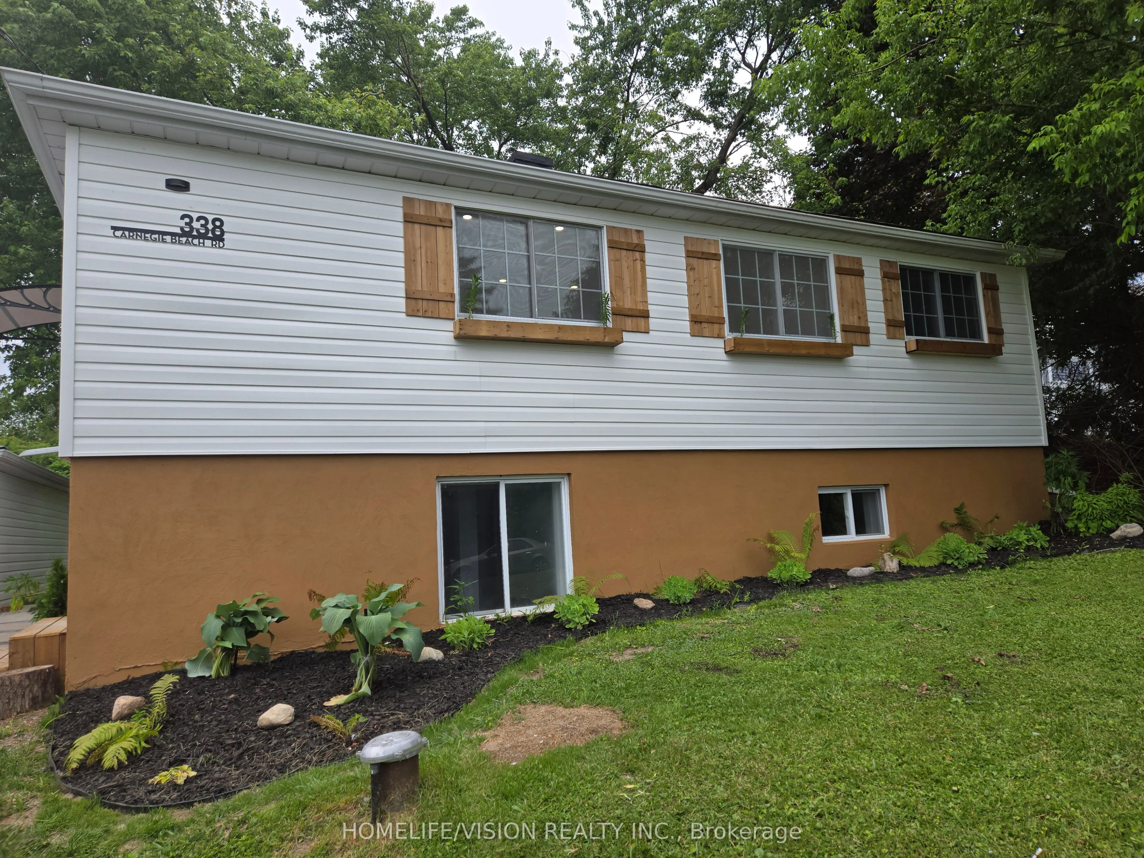 338 Carnegie Beach Road