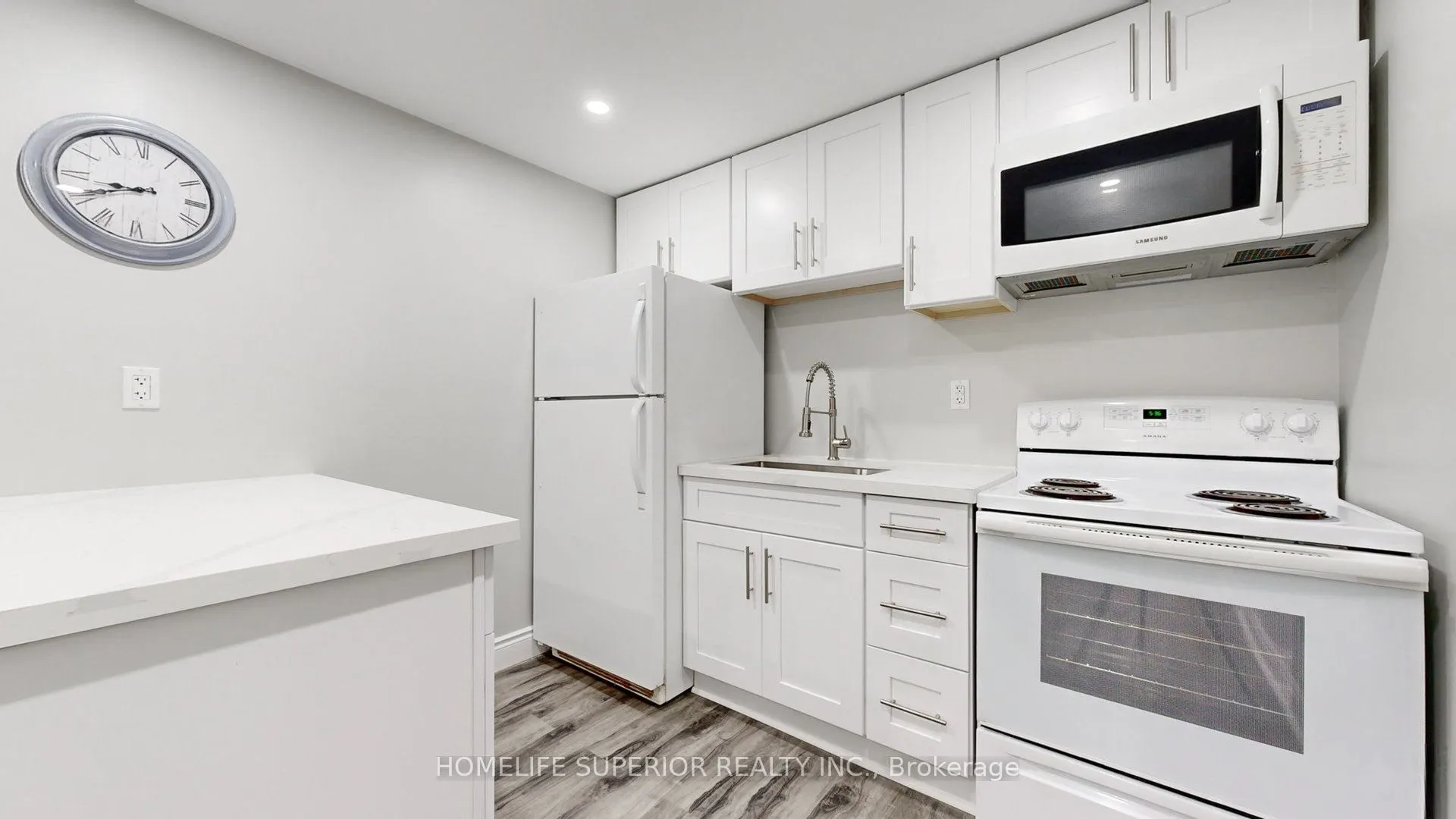 380 Vancouver Crescent