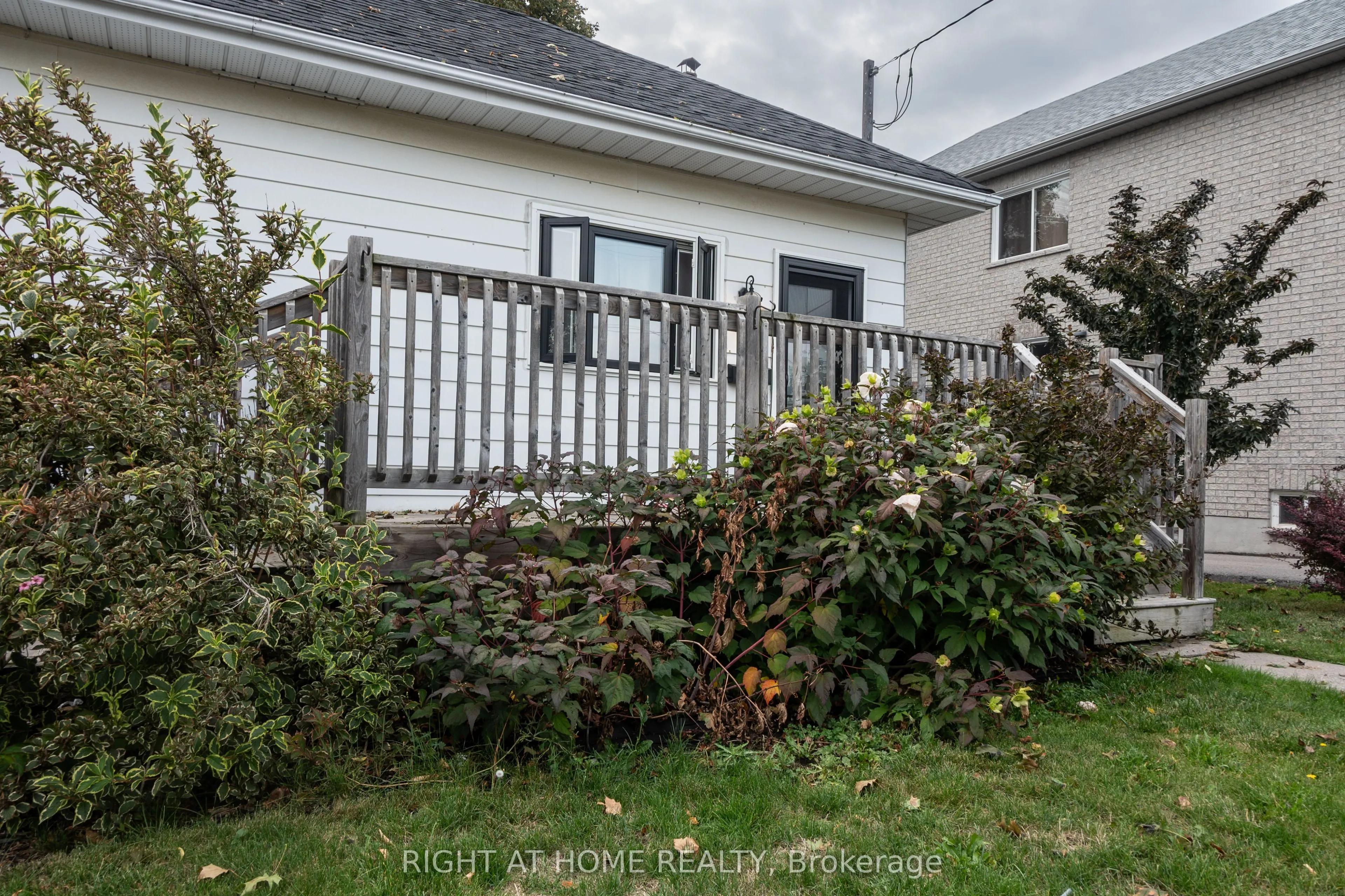 22 Westmount Street