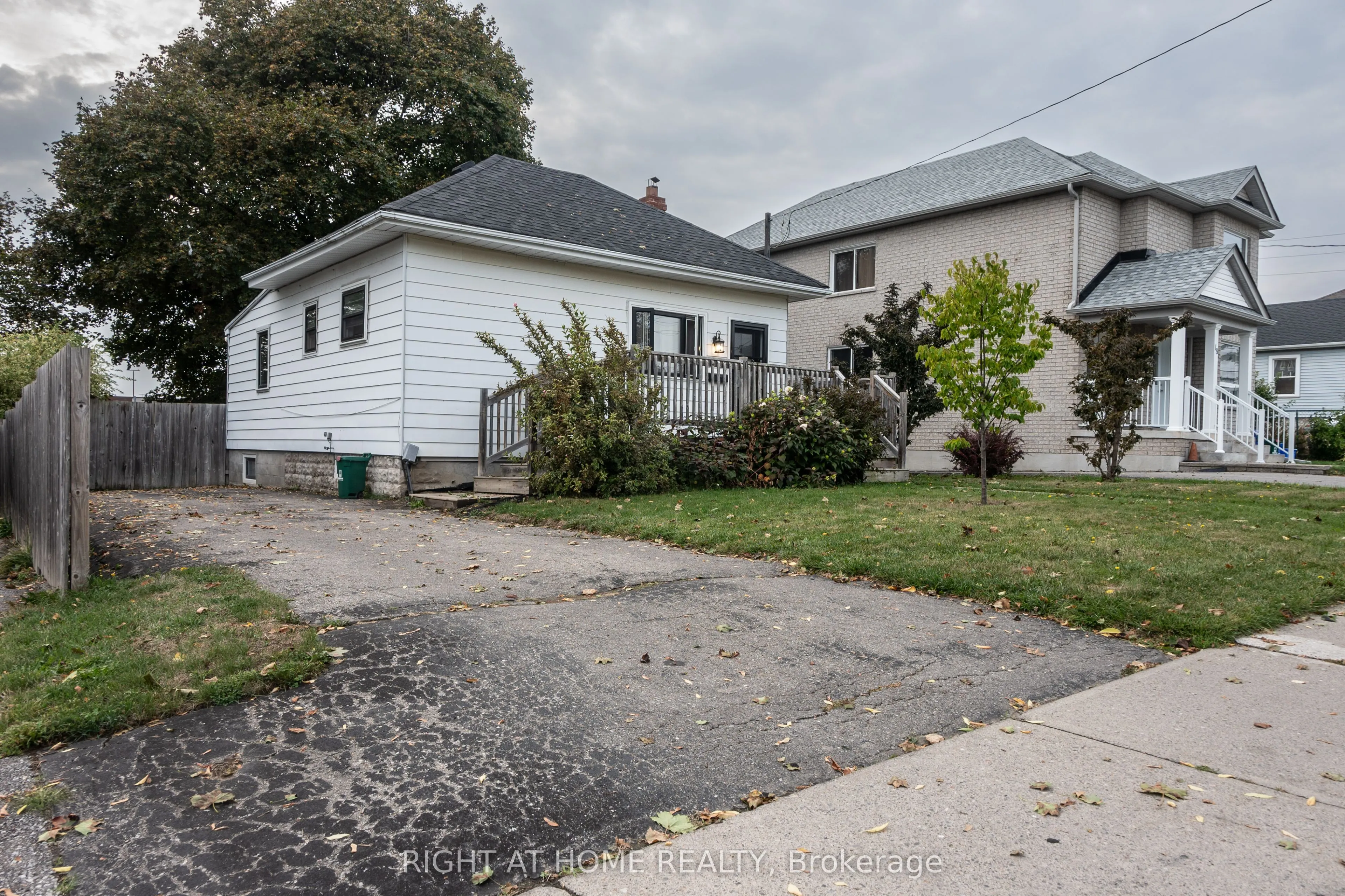 22 Westmount Street