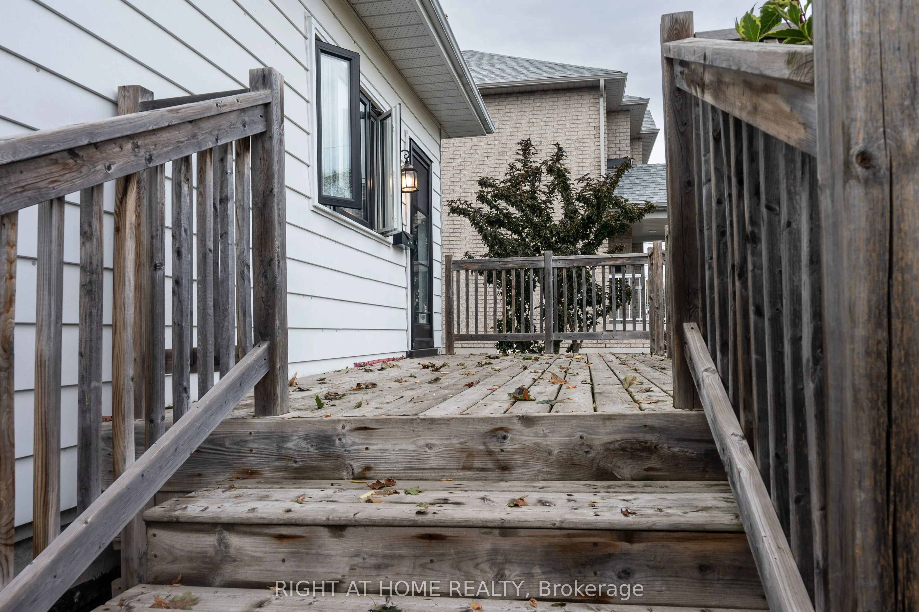 22 Westmount Street