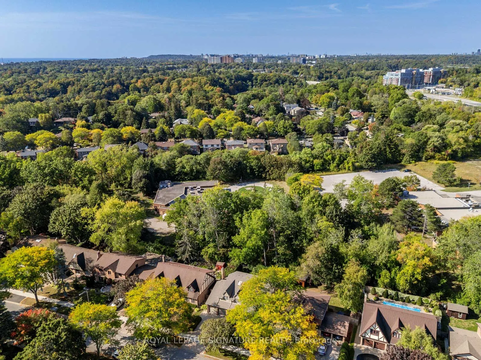 32 Ramblewood Drive
