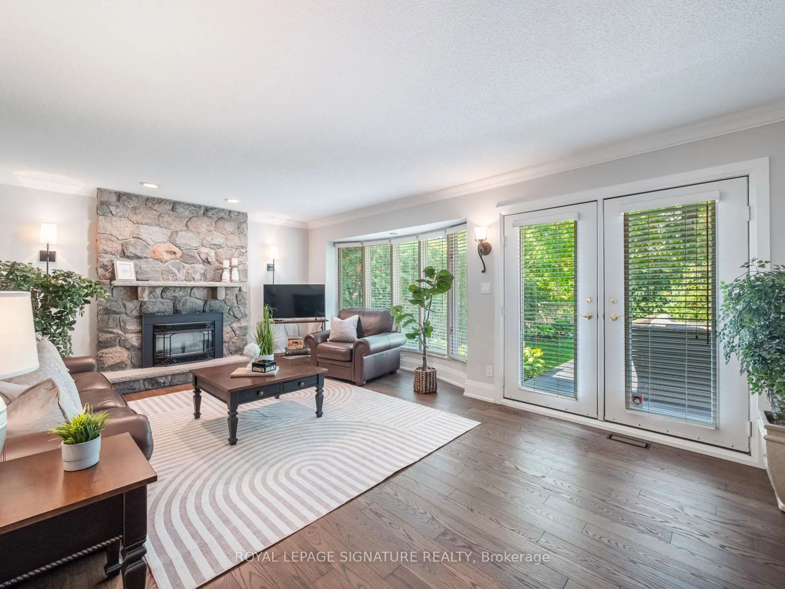 32 Ramblewood Drive