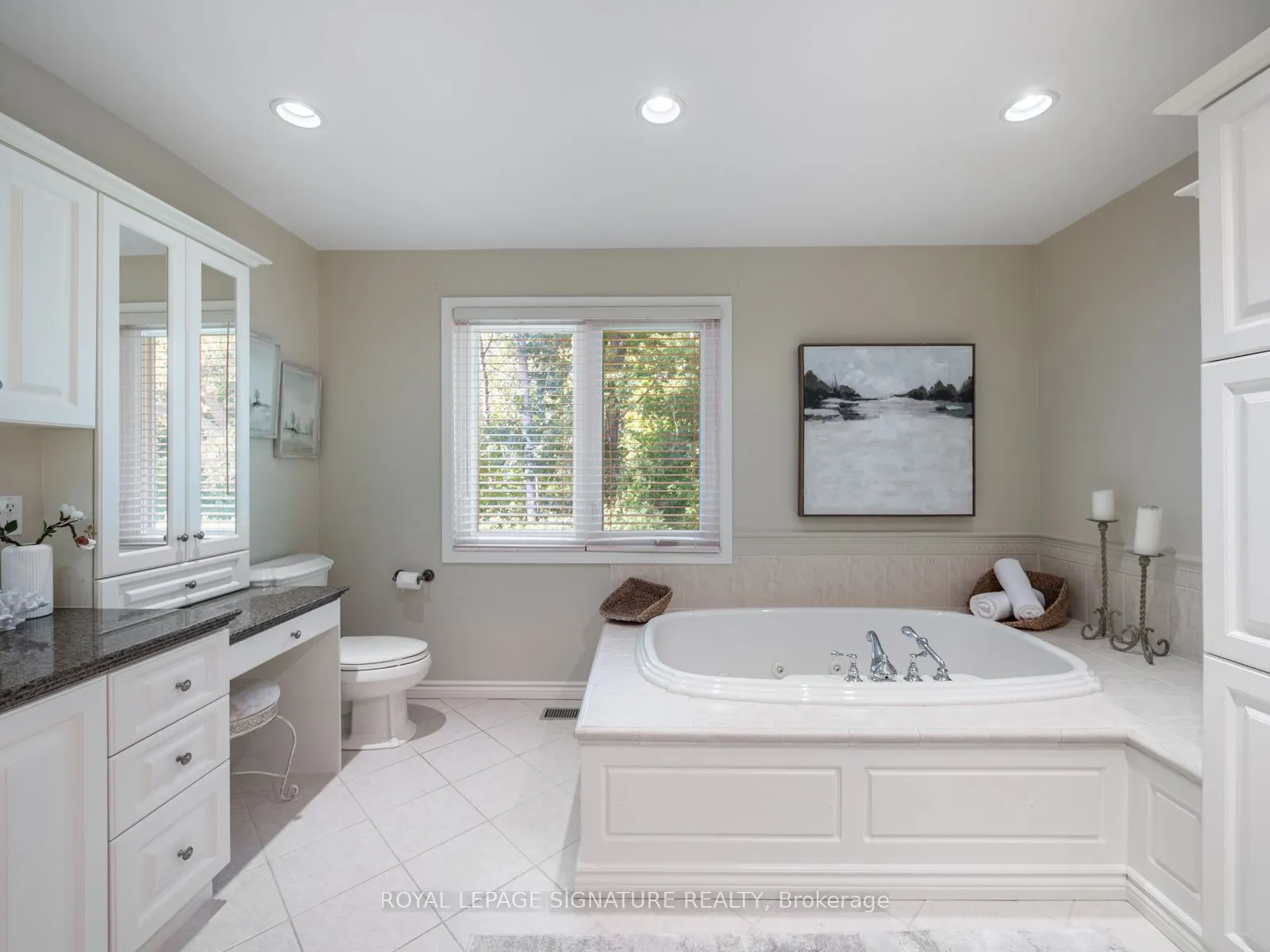 32 Ramblewood Drive