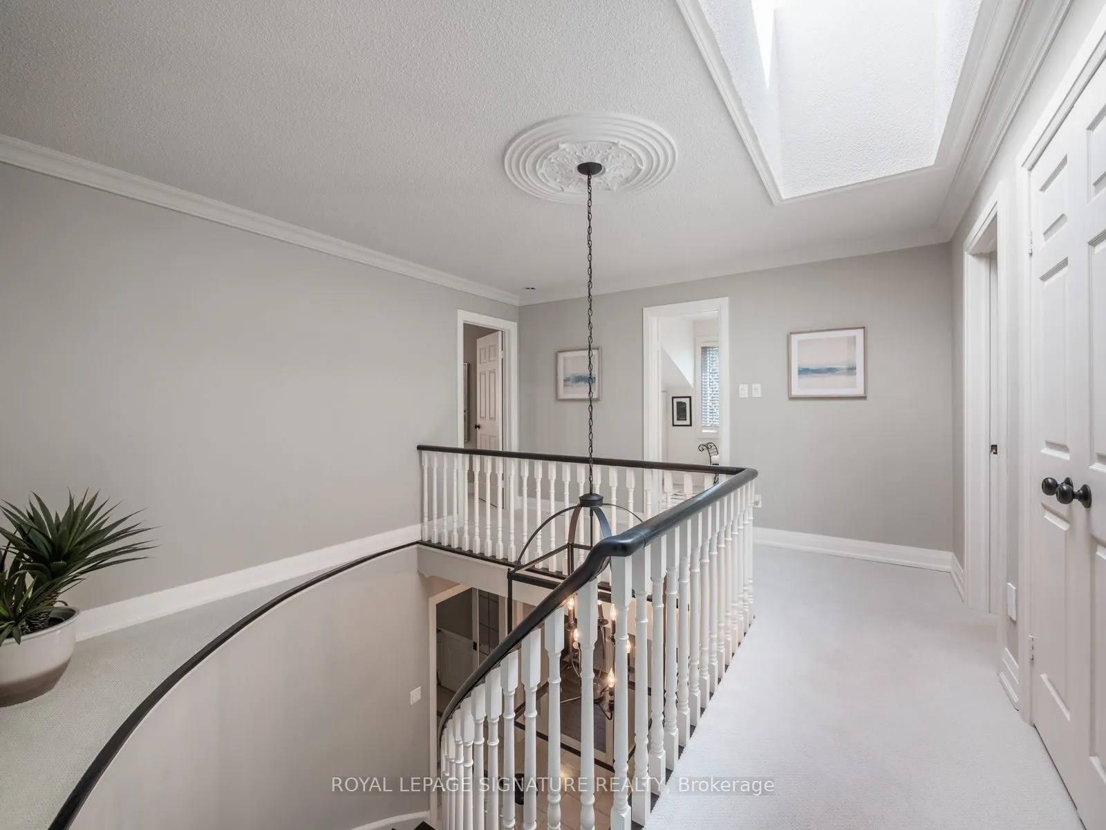 32 Ramblewood Drive