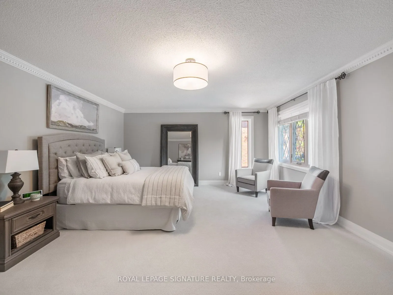 32 Ramblewood Drive