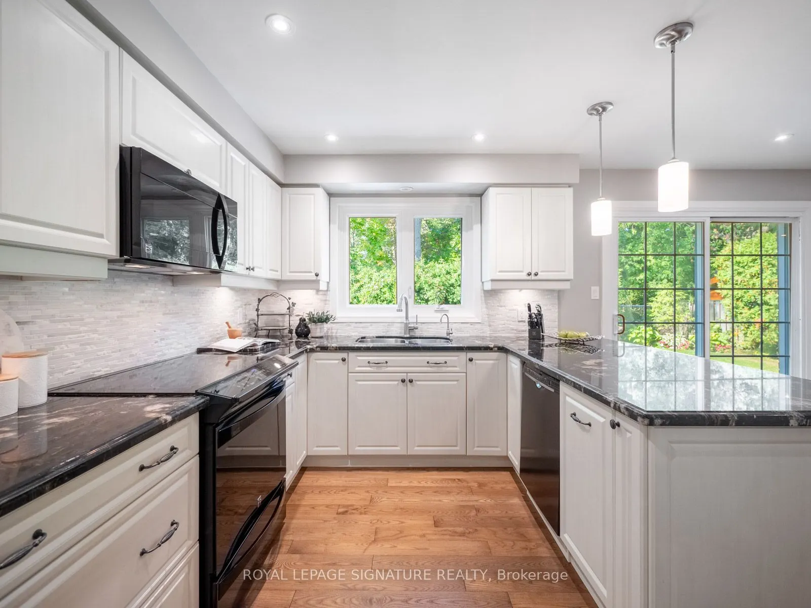 32 Ramblewood Drive