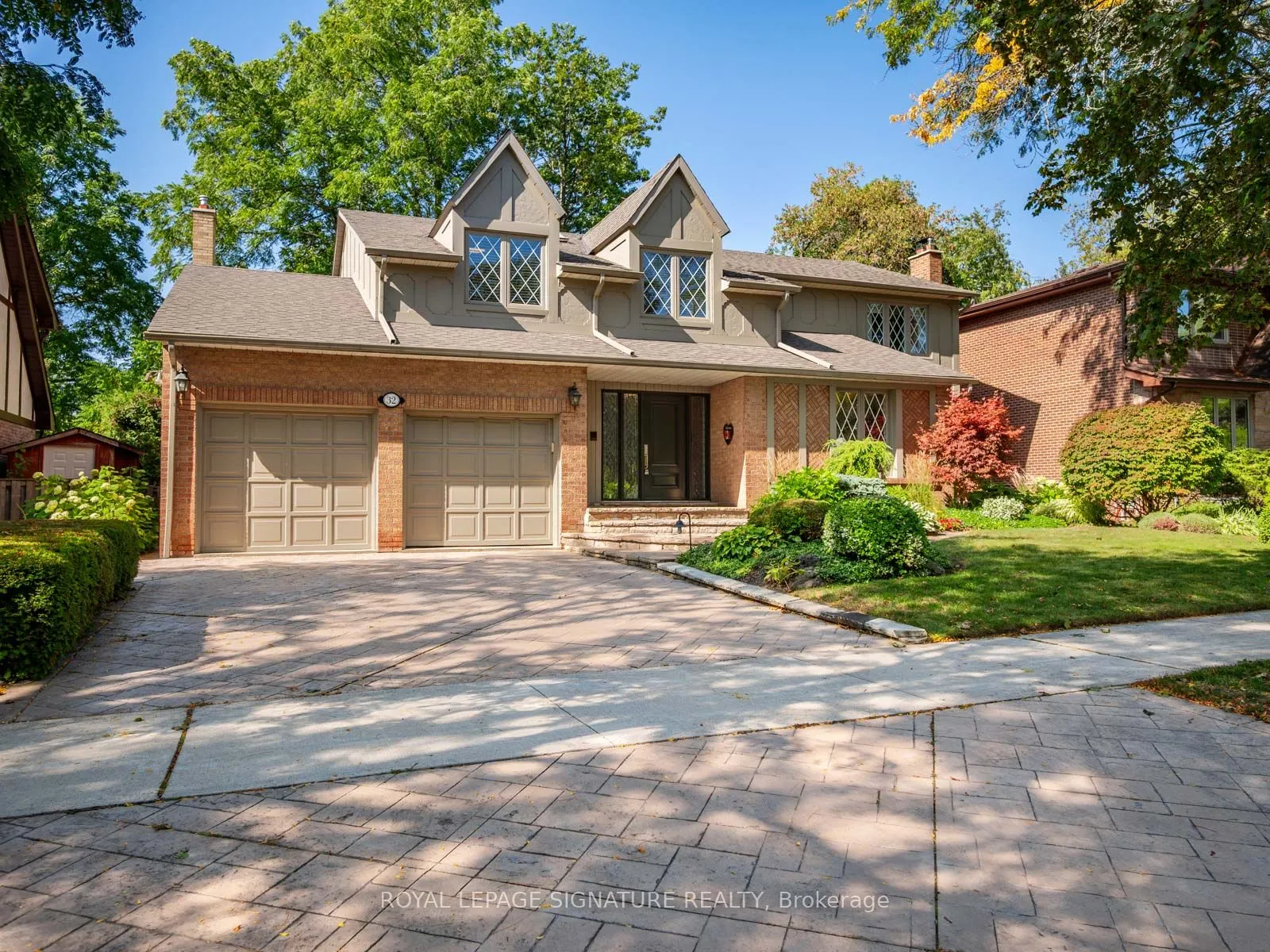 32 Ramblewood Drive
