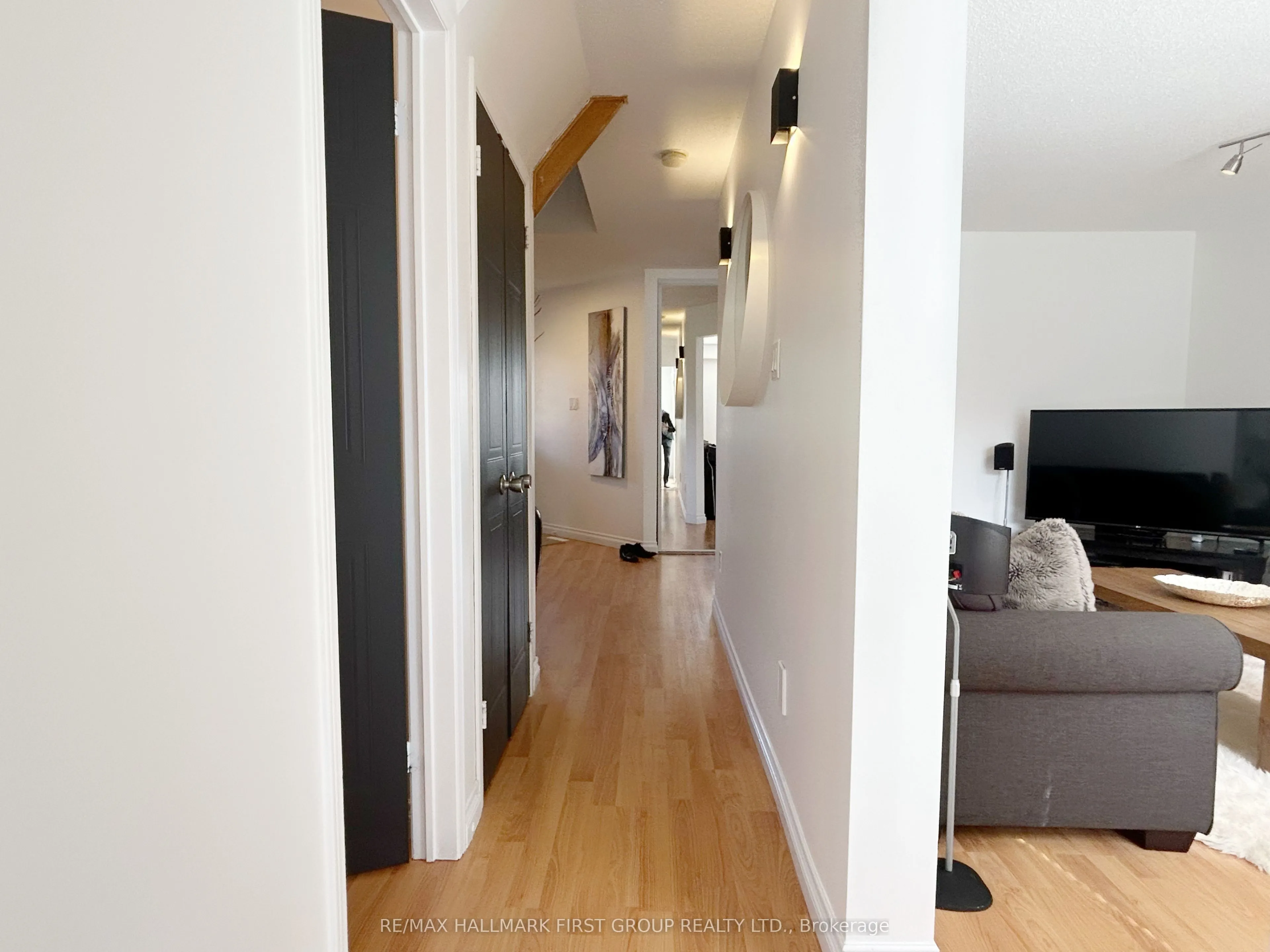 111 Clayton Crescent