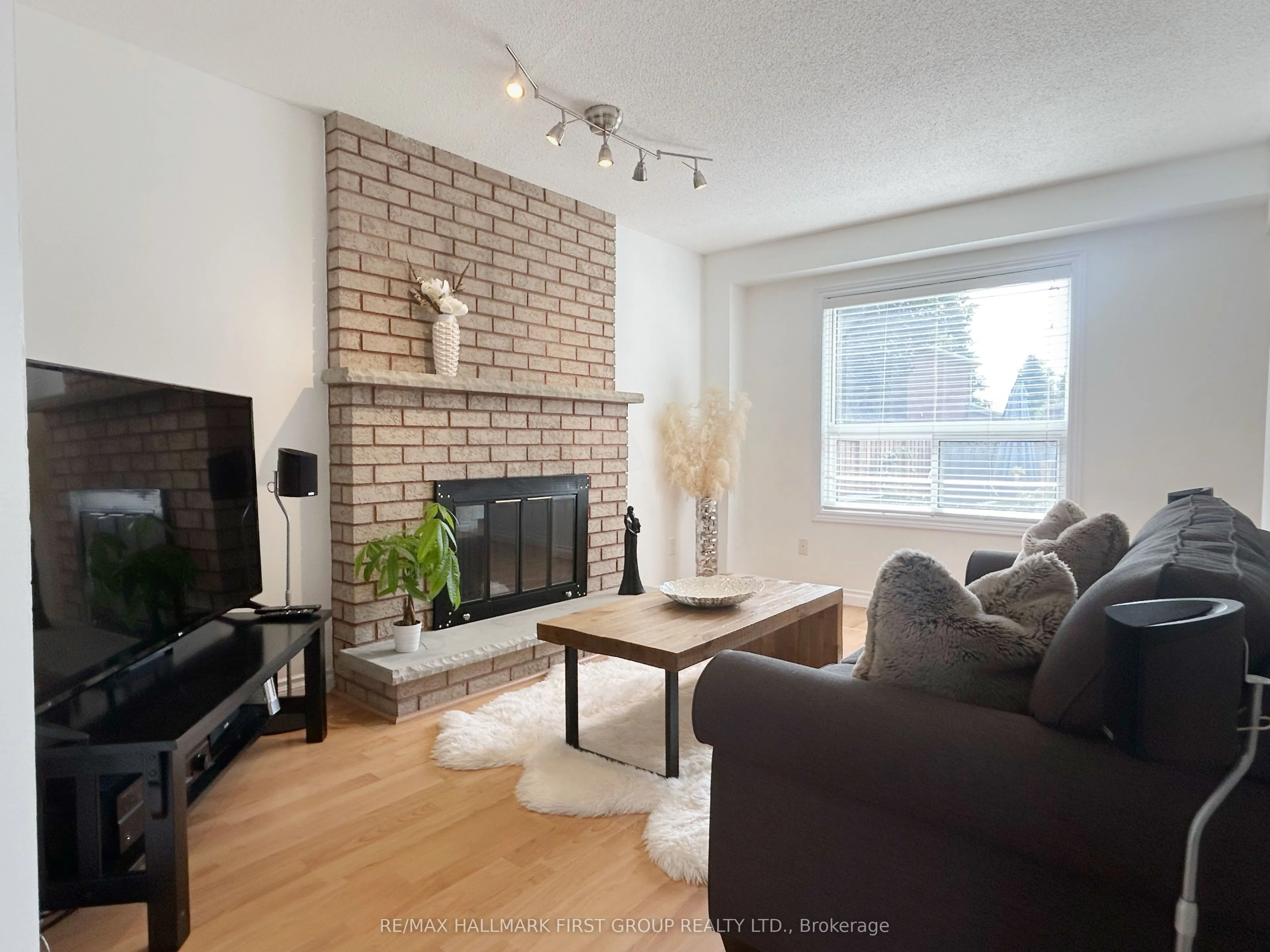 111 Clayton Crescent