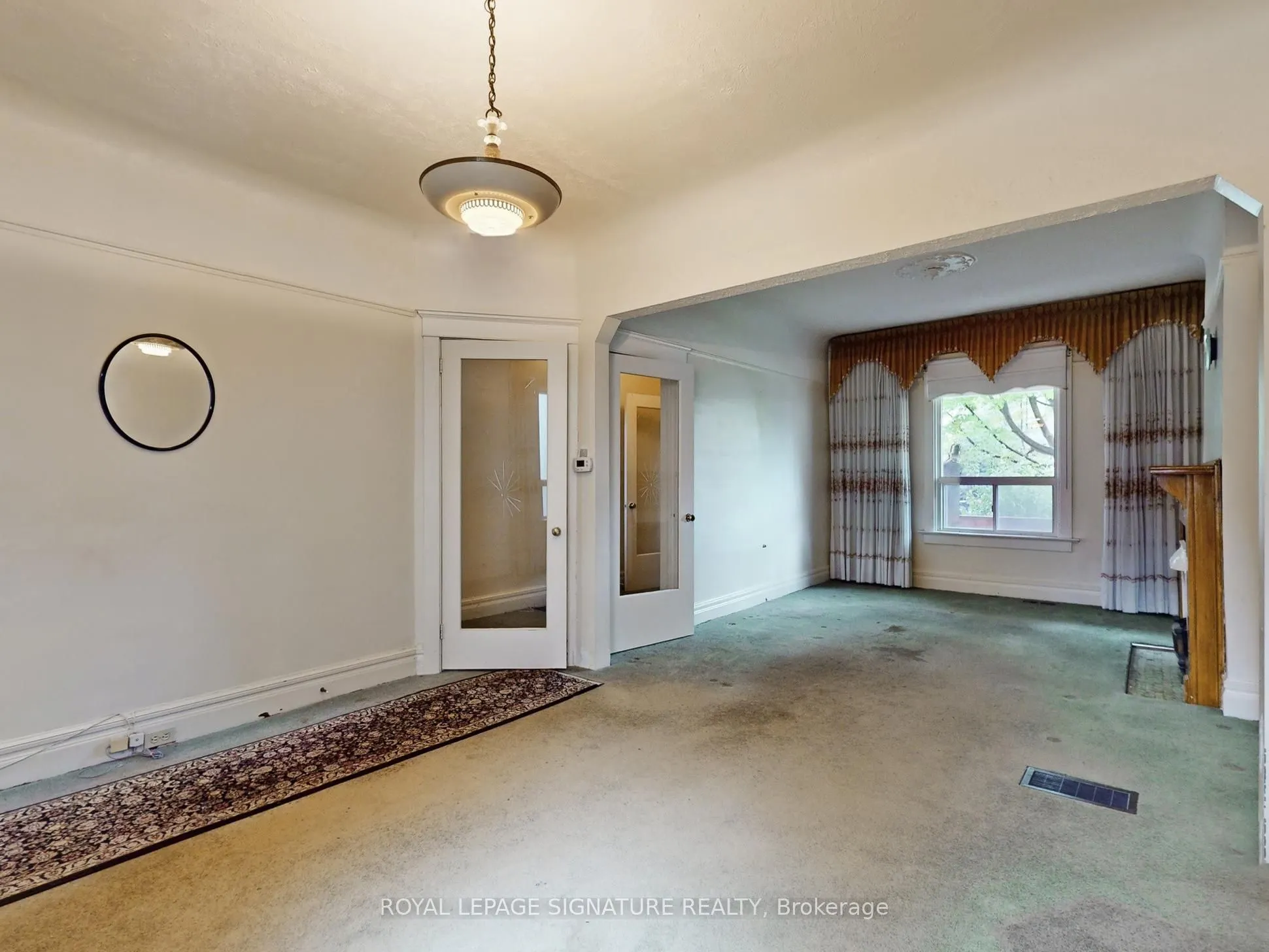 45 Arundel Avenue