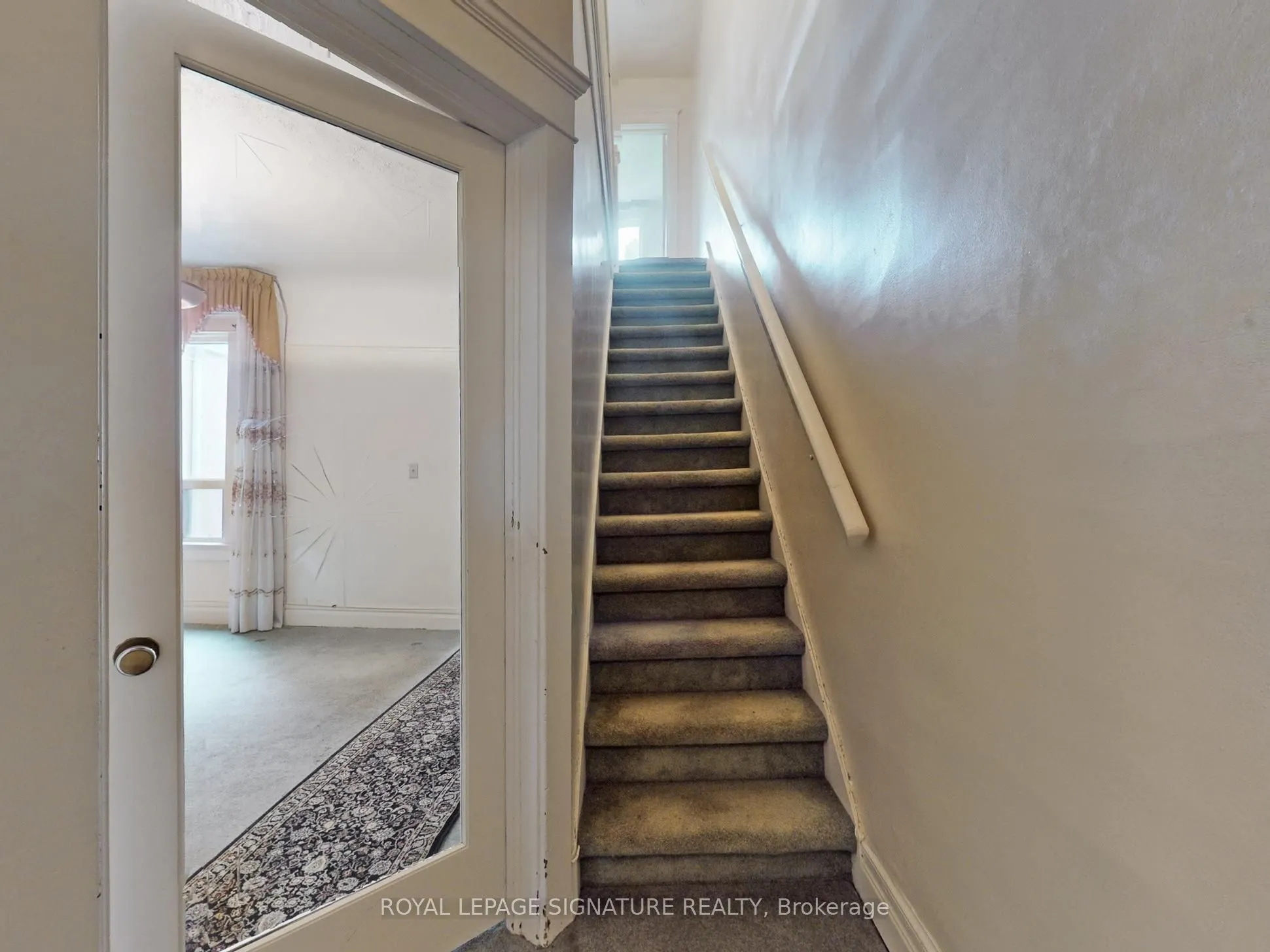 45 Arundel Avenue
