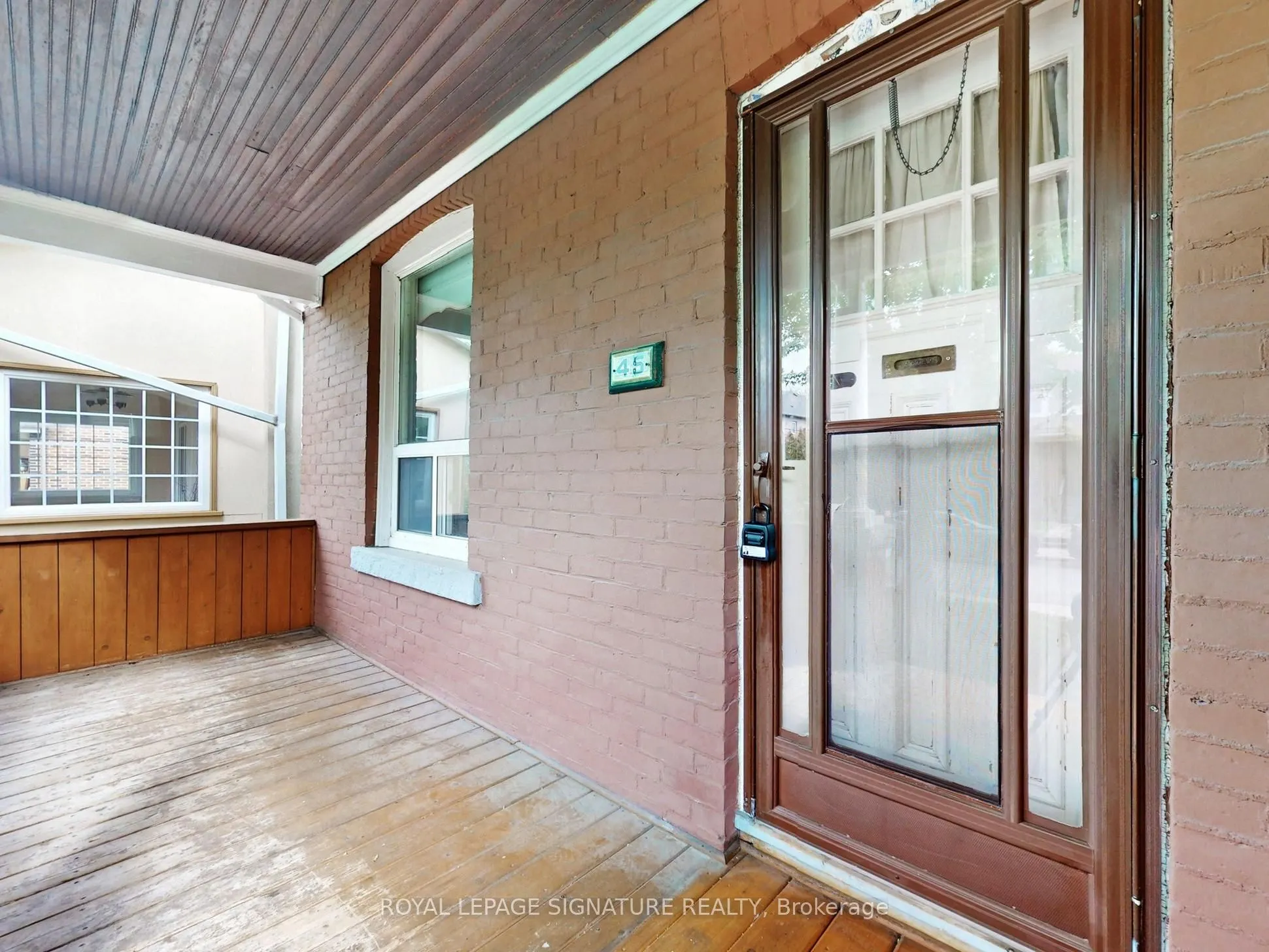 45 Arundel Avenue