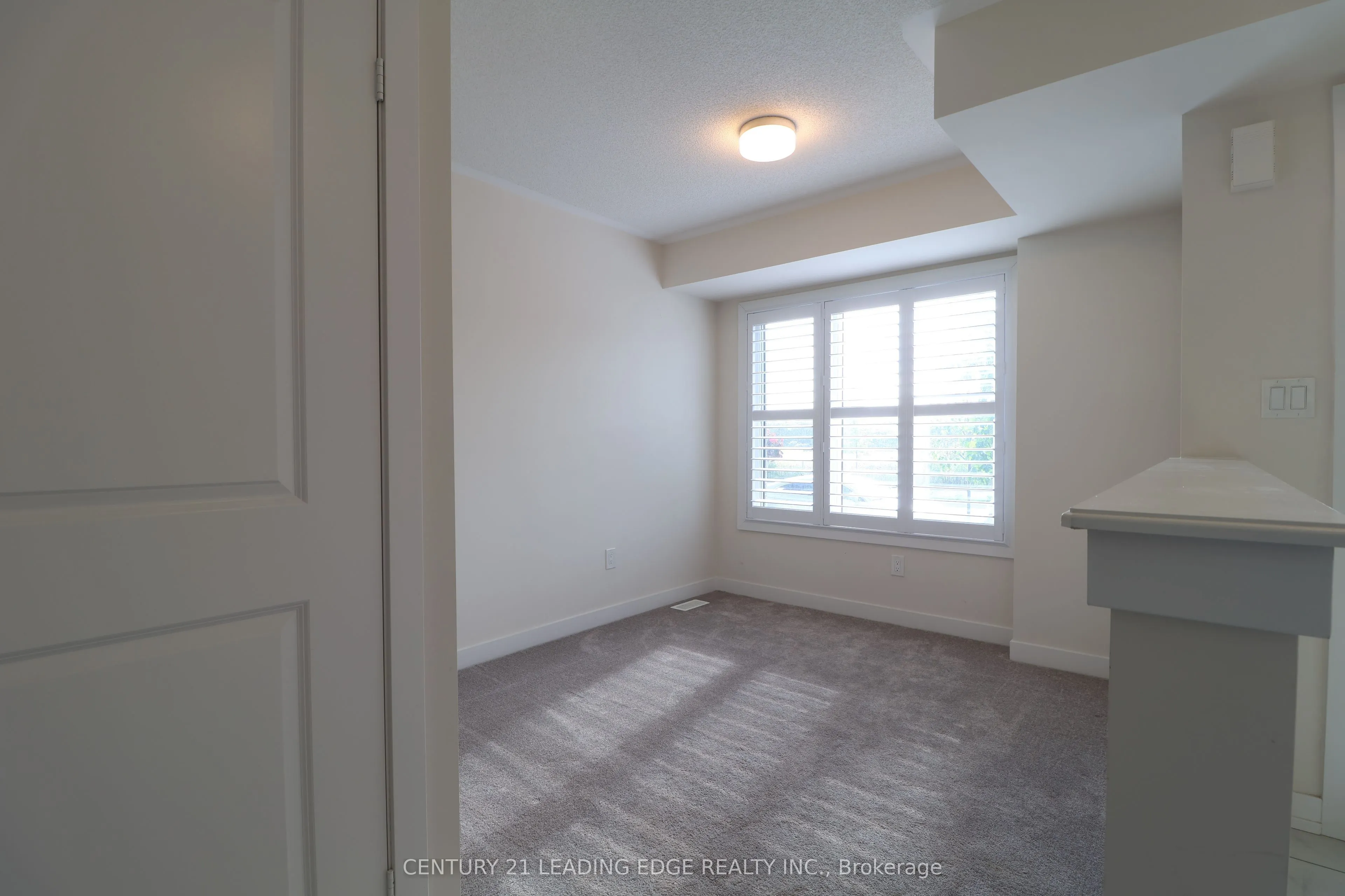 2644 Castlegate Crossing