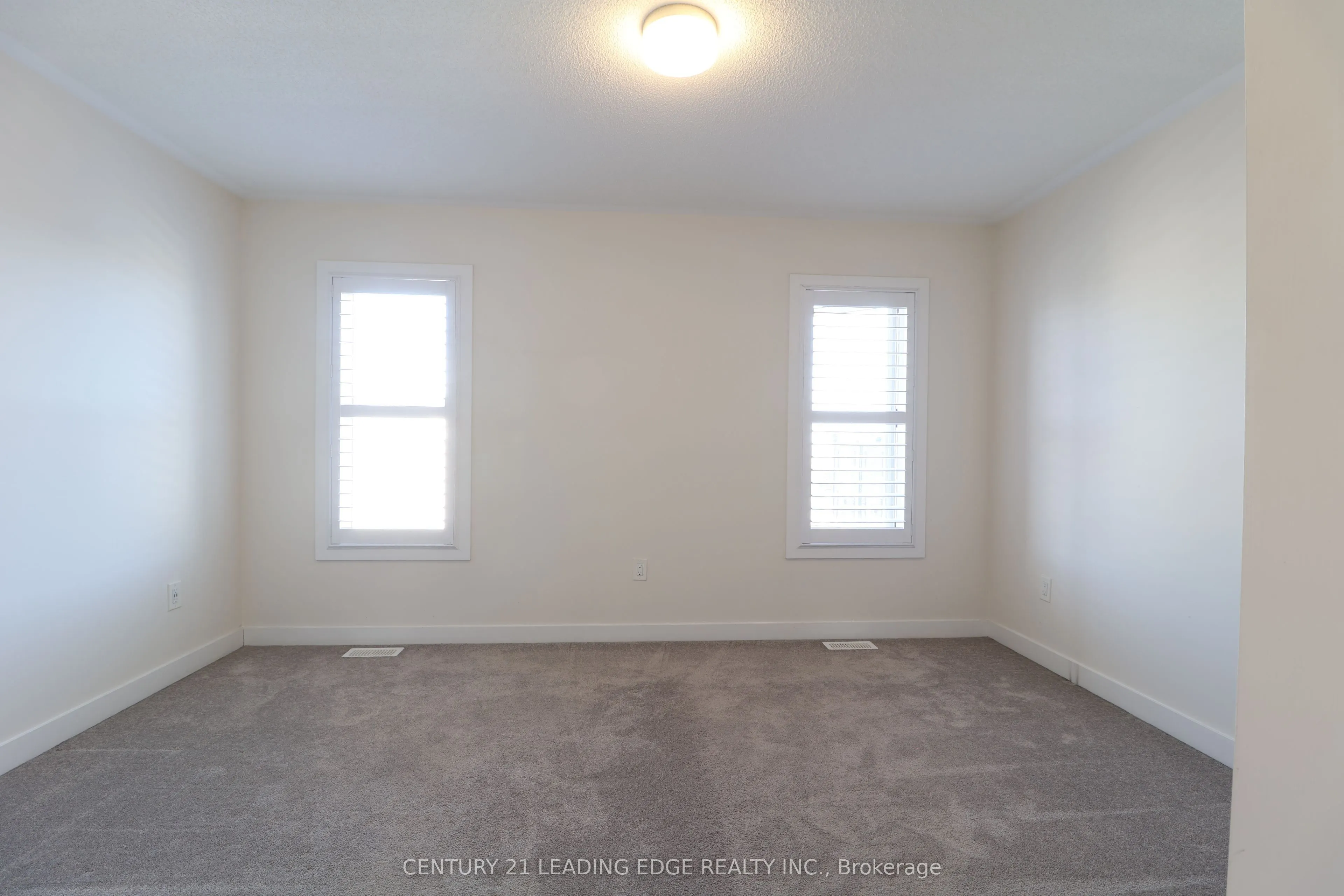 2644 Castlegate Crossing