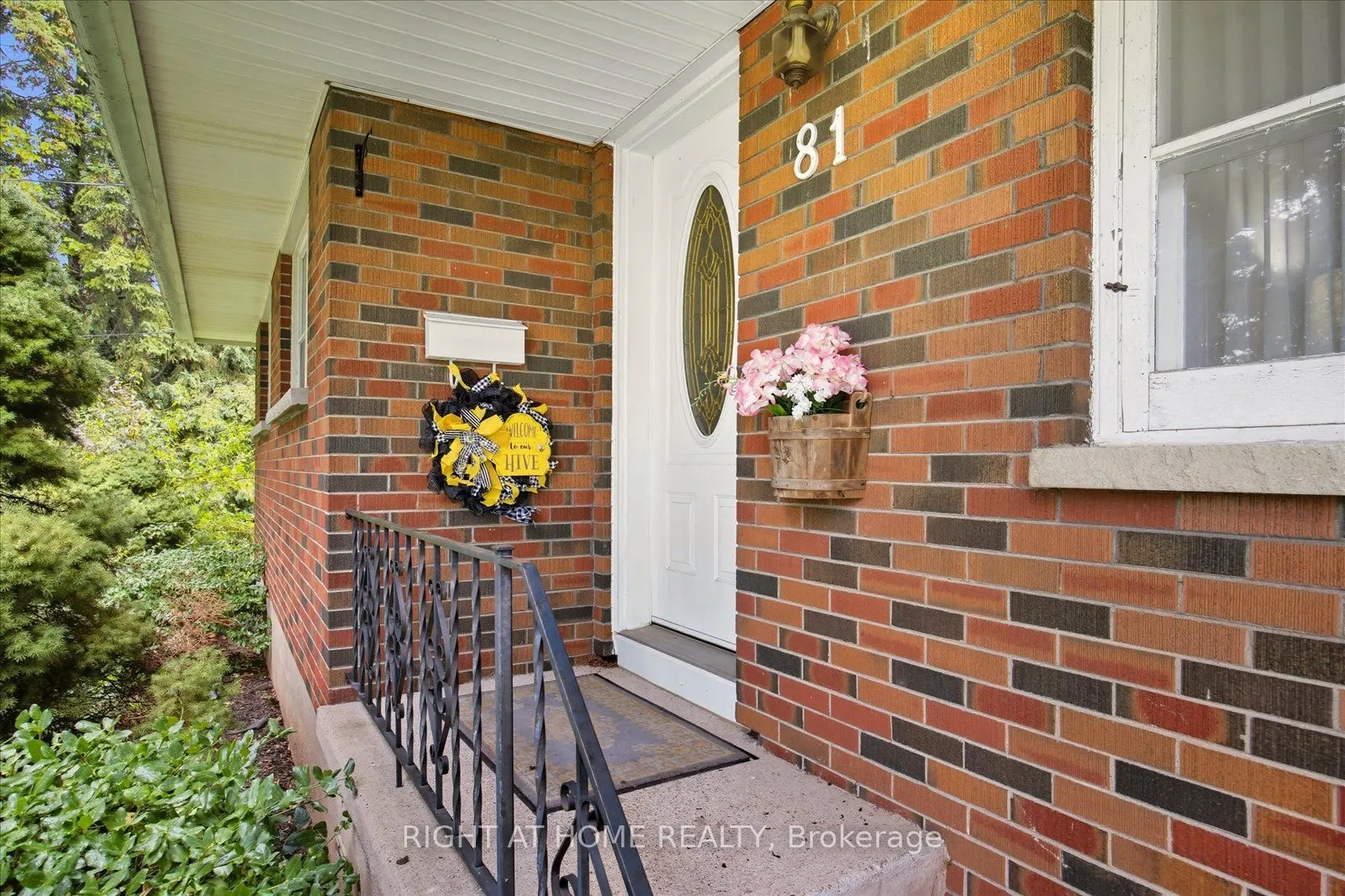 81 Meadow Crescent
