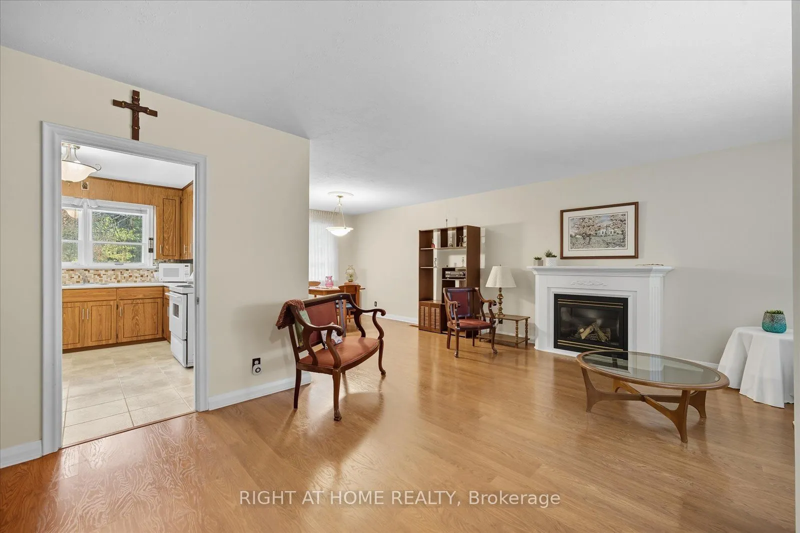 81 Meadow Crescent
