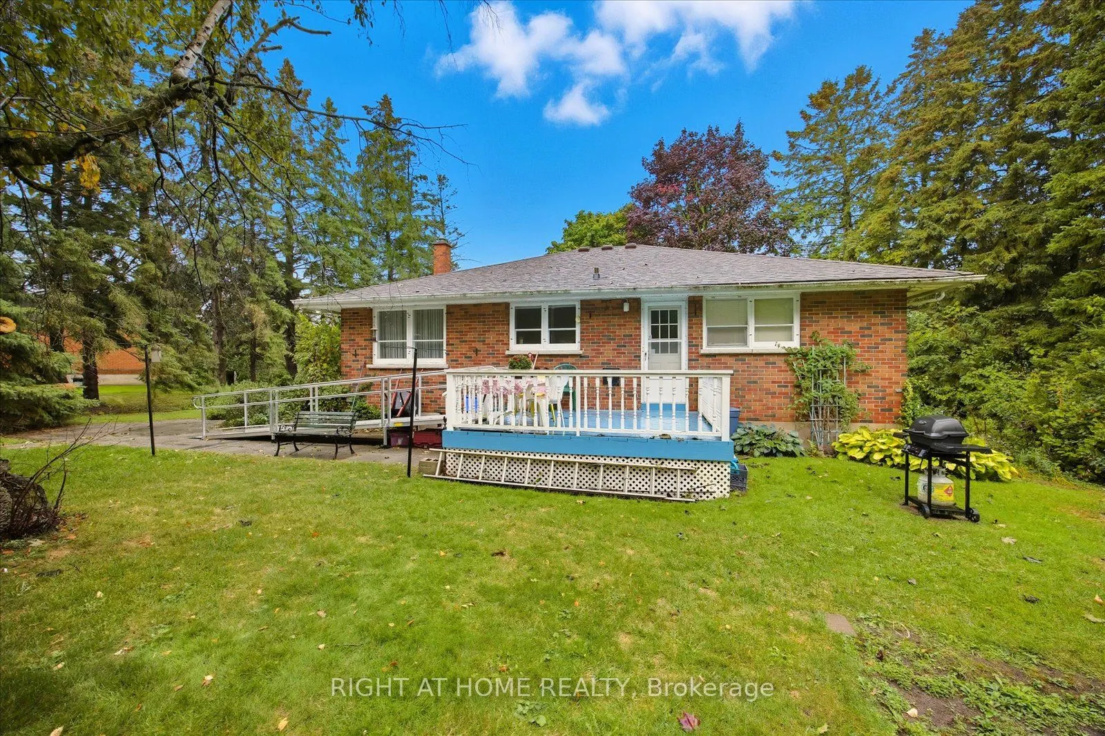 81 Meadow Crescent