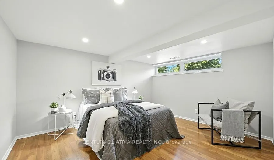 801 Krosno Boulevard, #Lower
