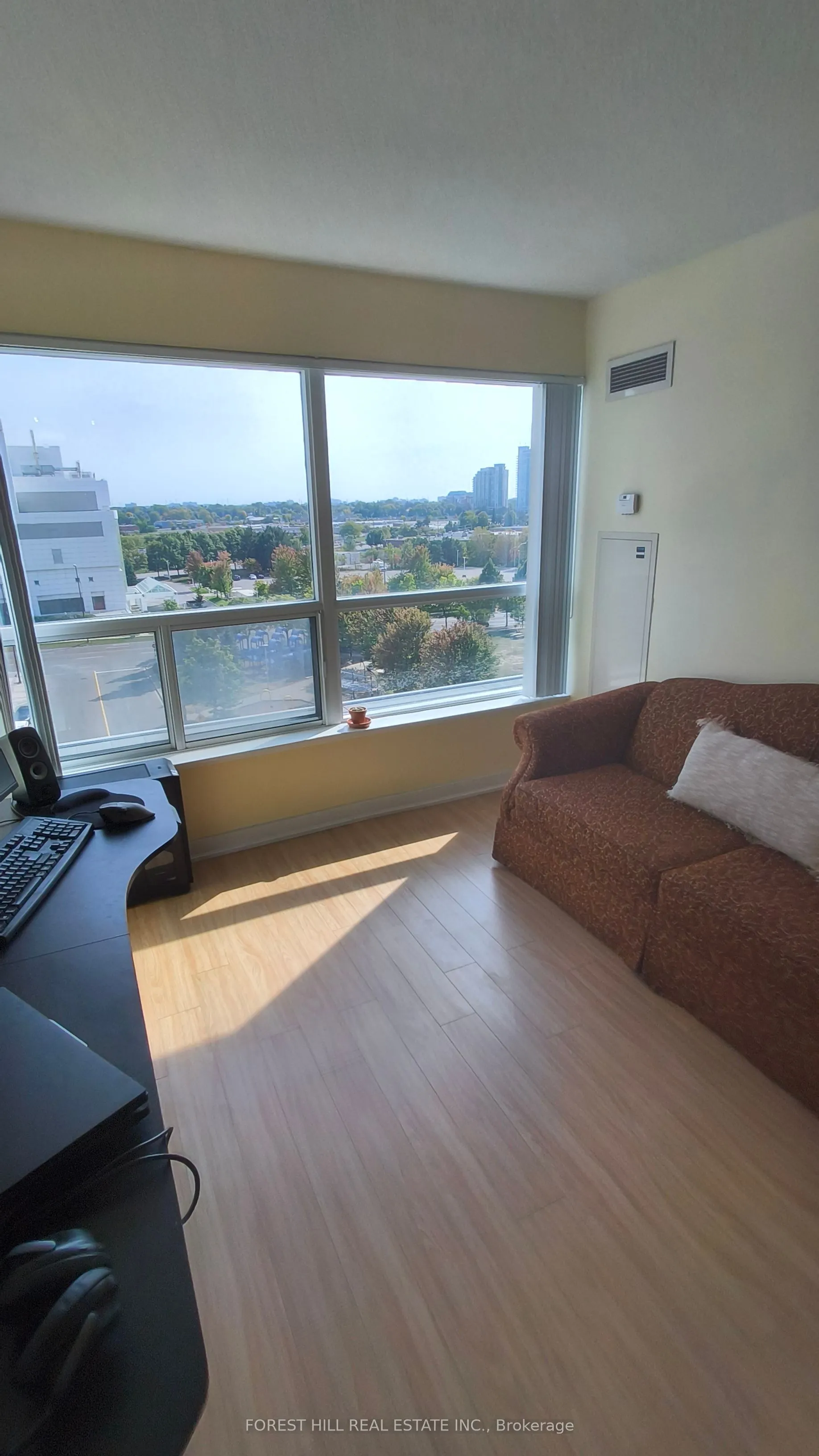 38 Lee Centre Drive, #808