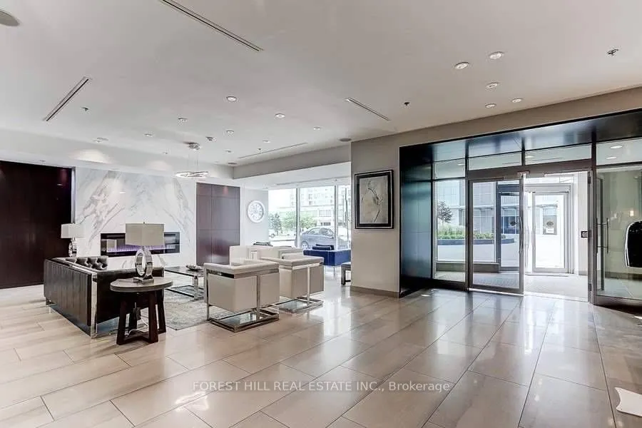 38 Lee Centre Drive, #808