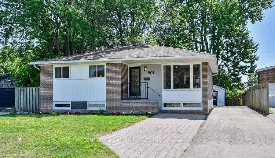 801 Krosno Boulevard, #Main