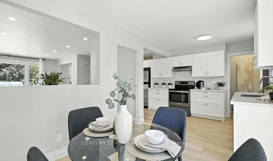 801 Krosno Boulevard, #Main