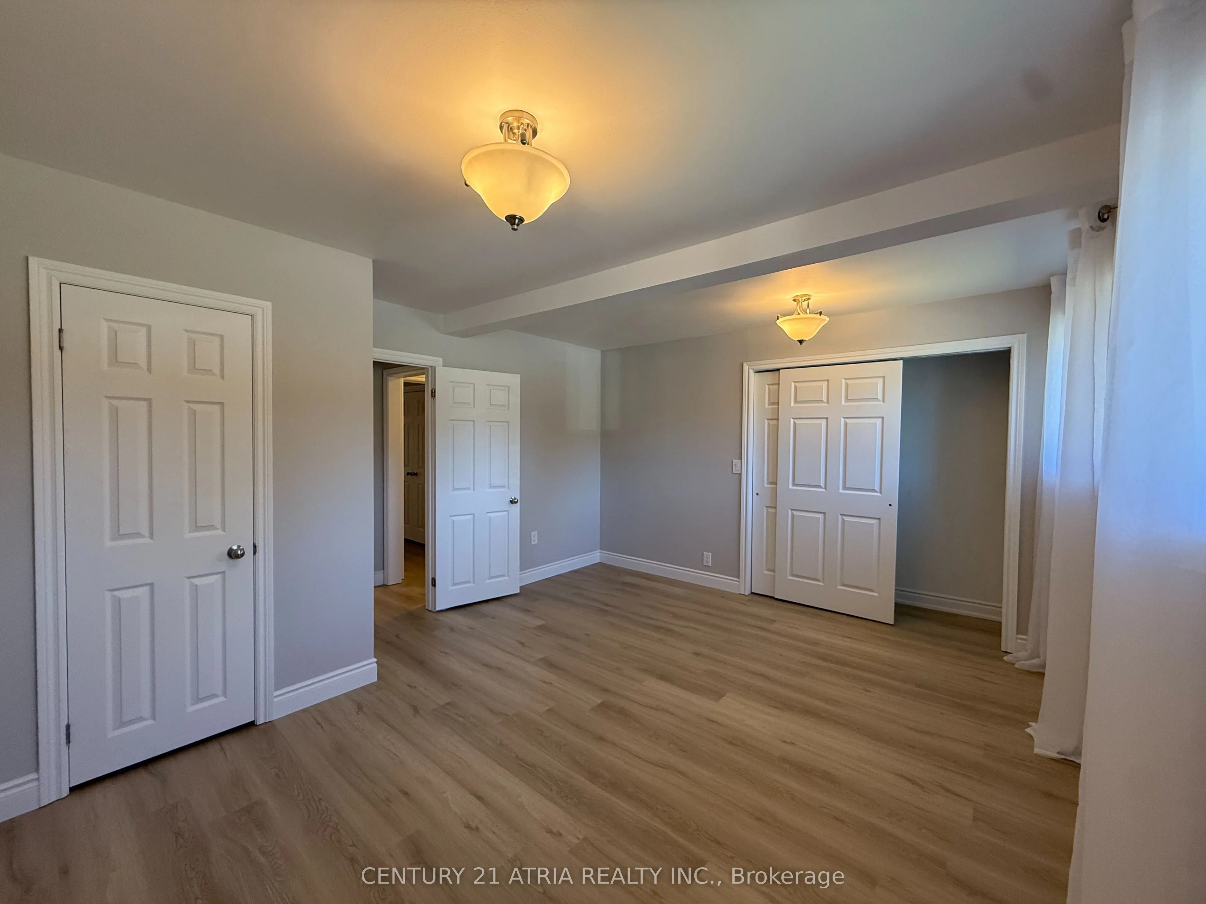 801 Krosno Boulevard, #Main