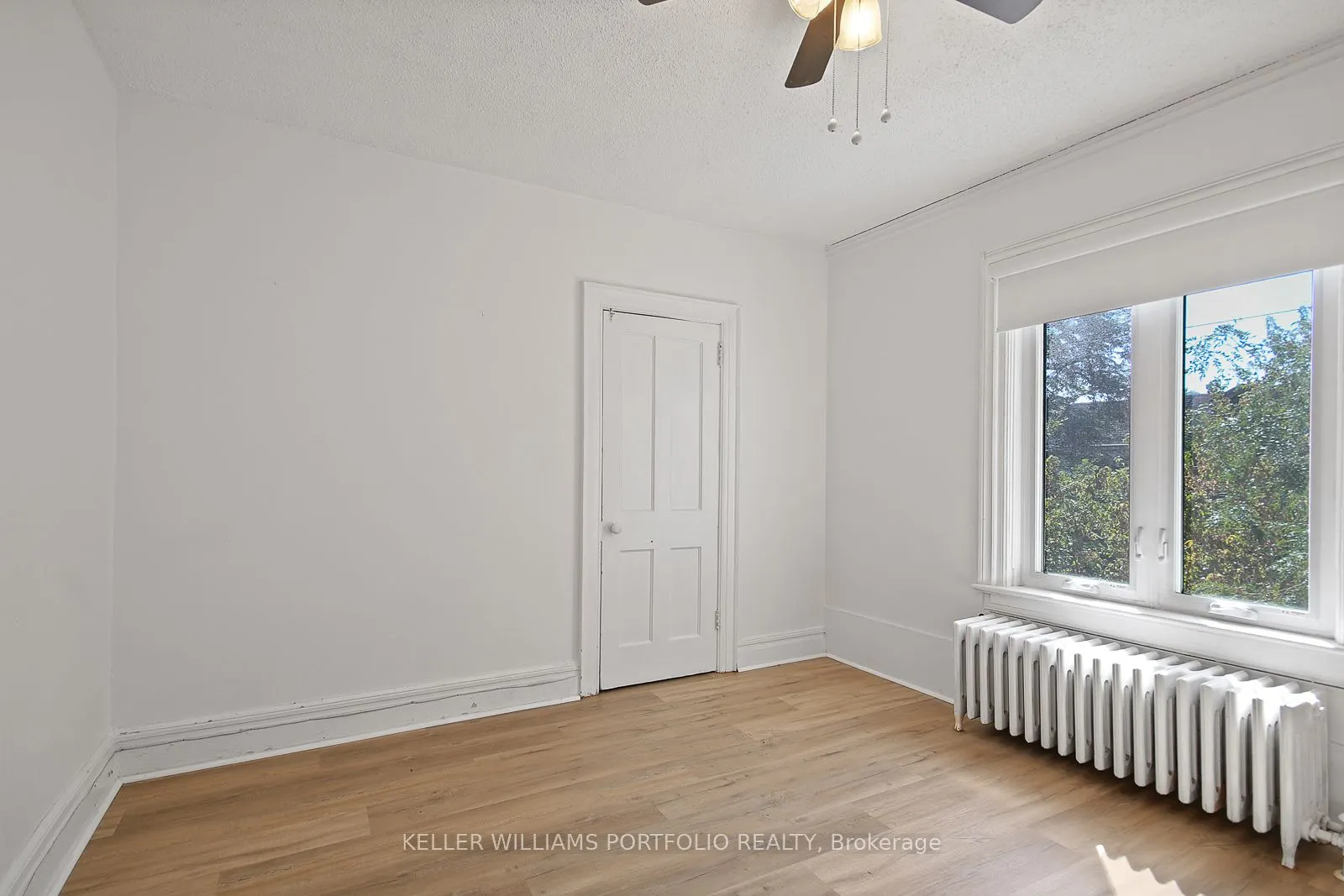 33 Barrington Avenue