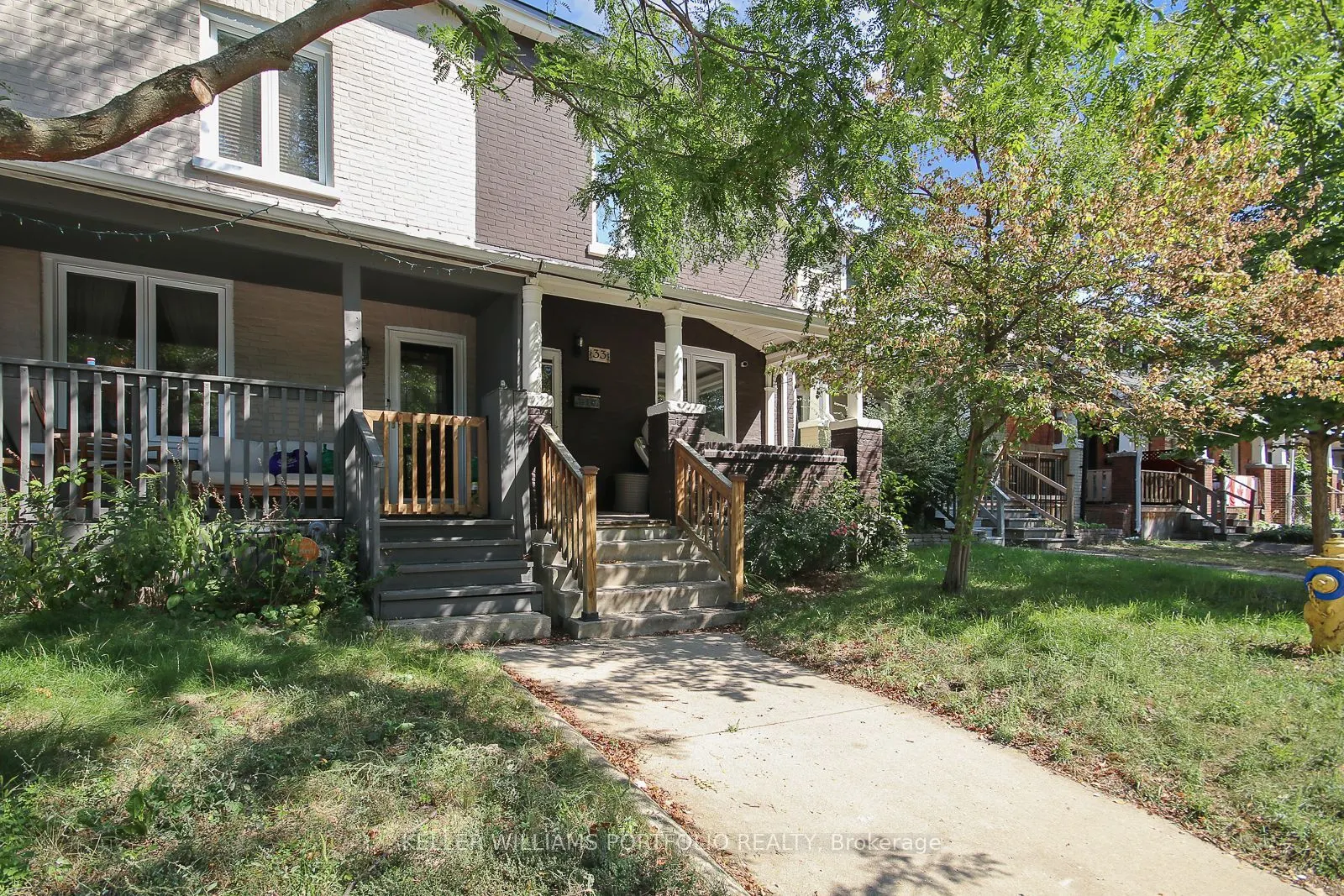 33 Barrington Avenue