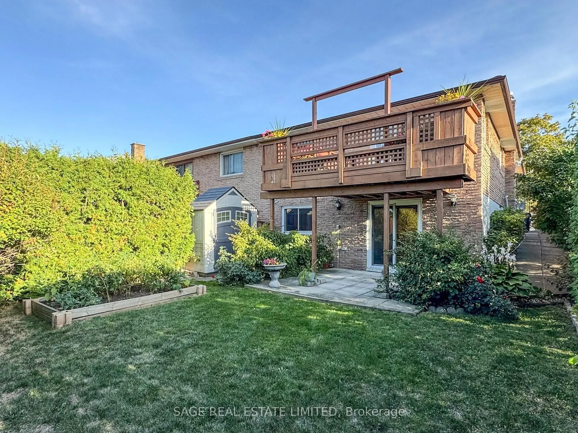 82 HEASLIP Terrace