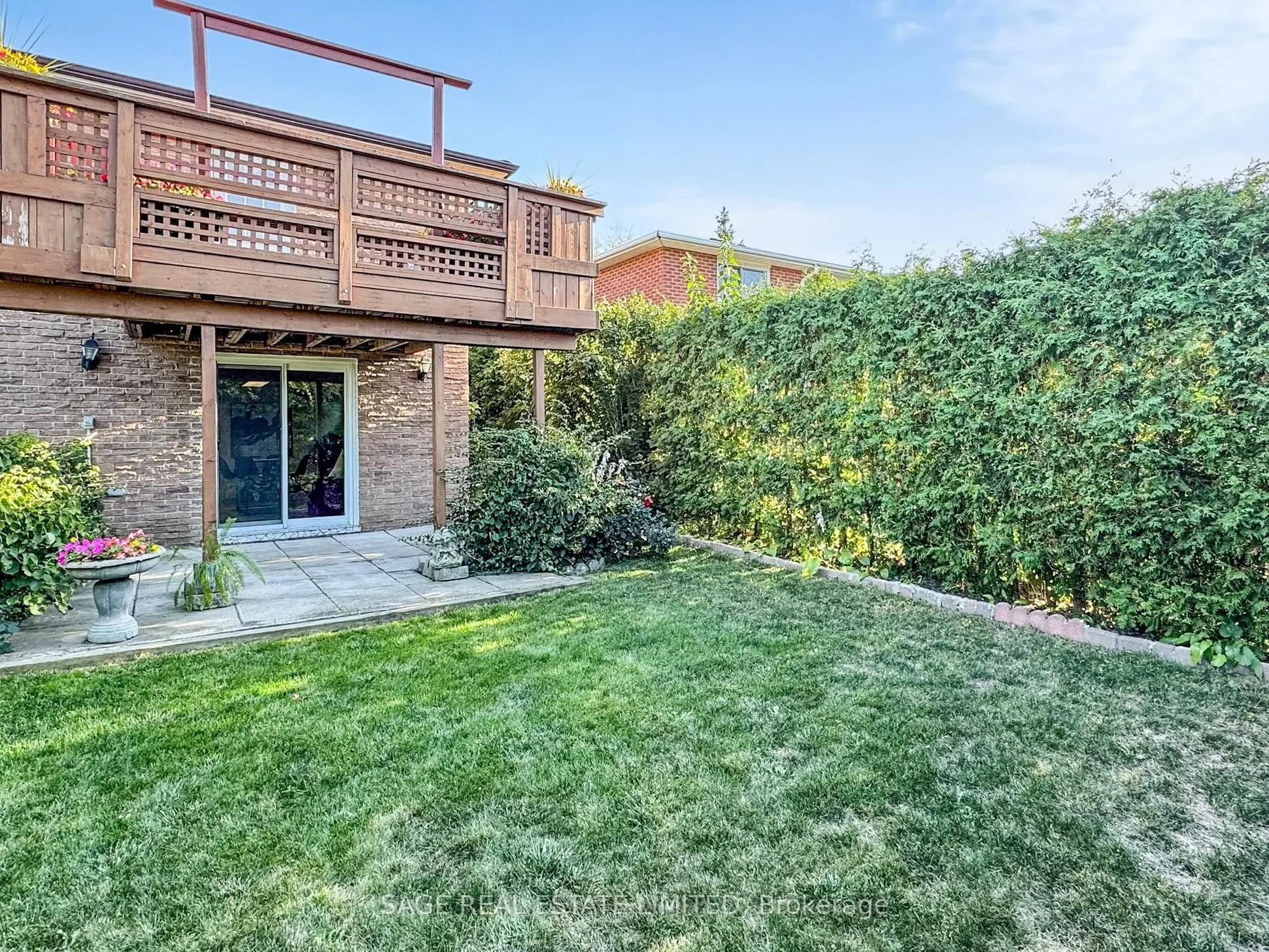 82 HEASLIP Terrace