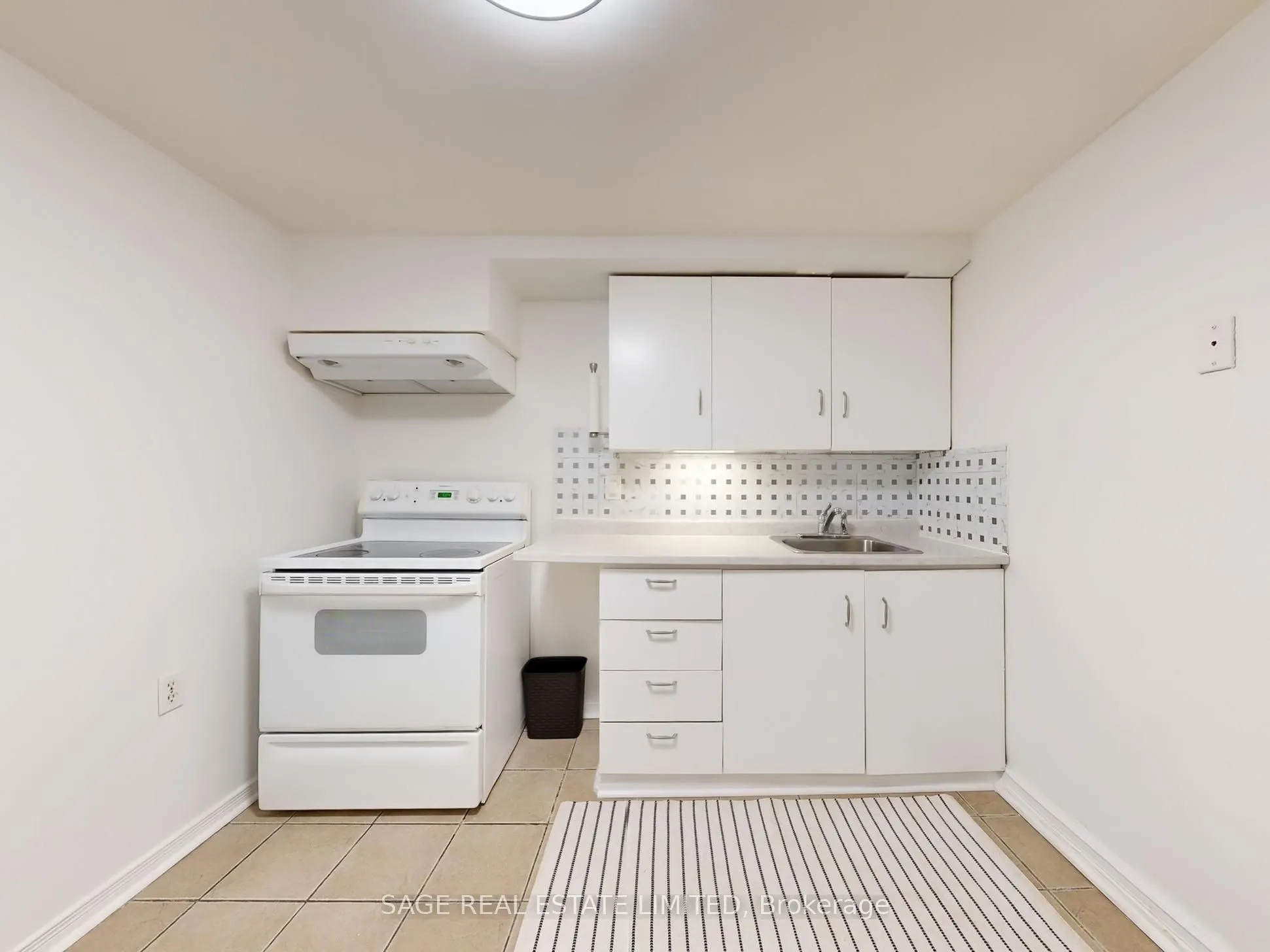 82 HEASLIP Terrace