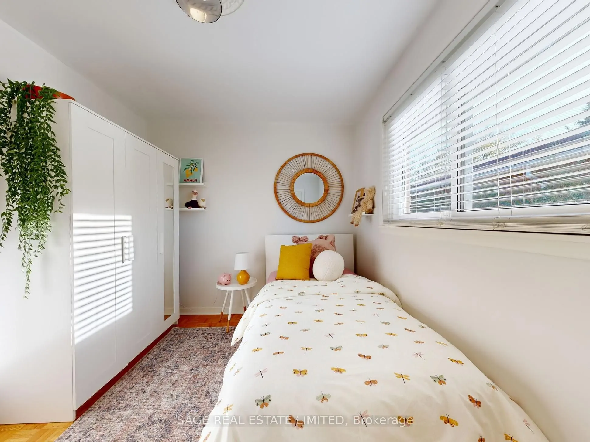 82 HEASLIP Terrace