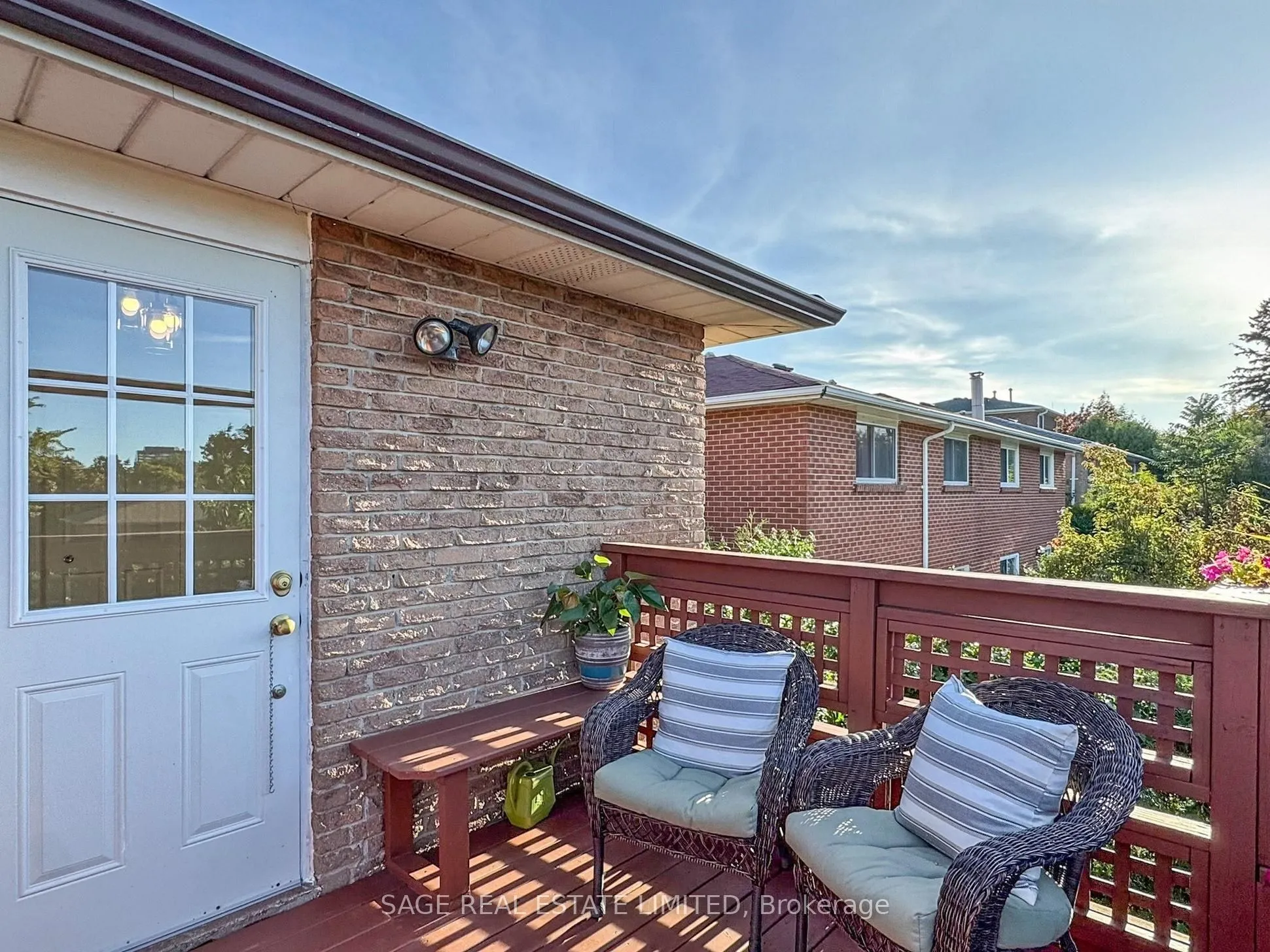 82 HEASLIP Terrace