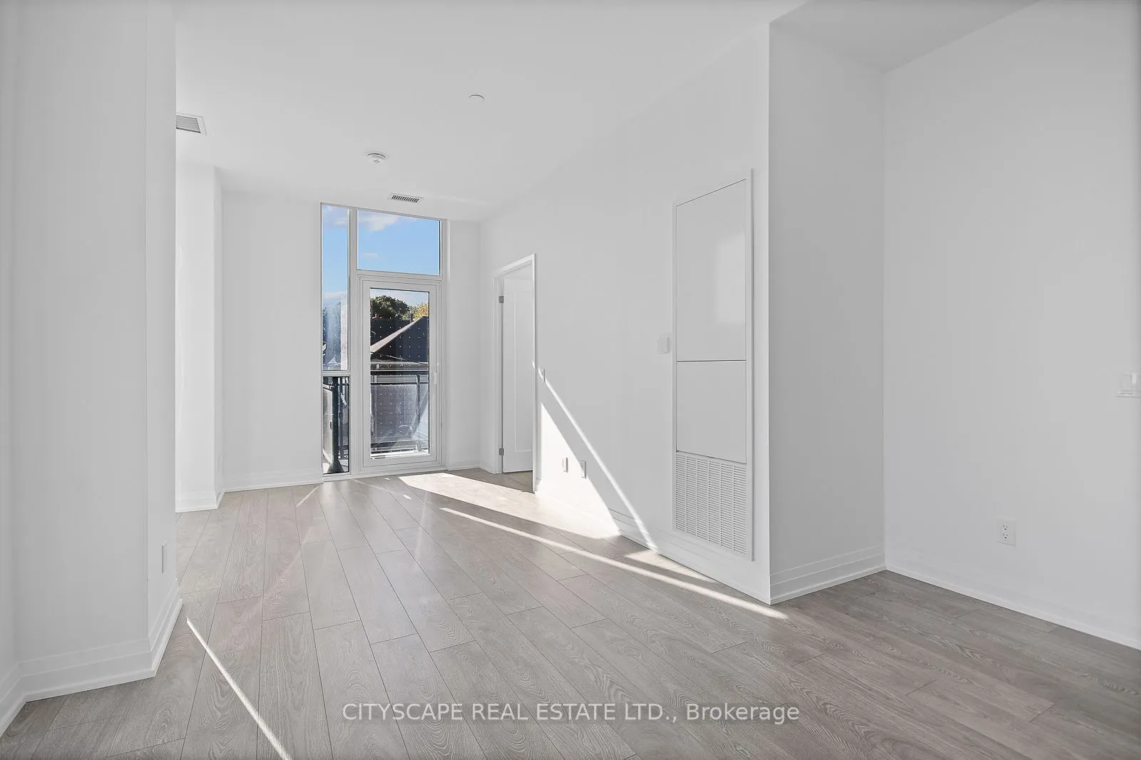 286 Main Street, #213
