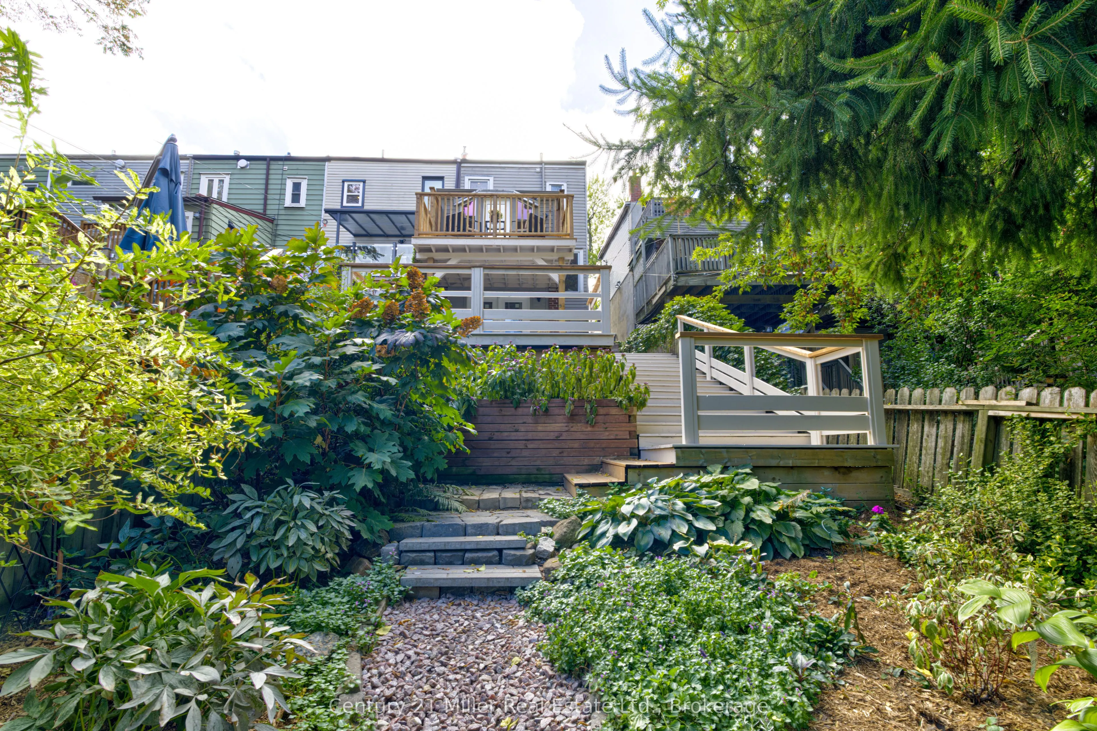 82 Withrow Avenue