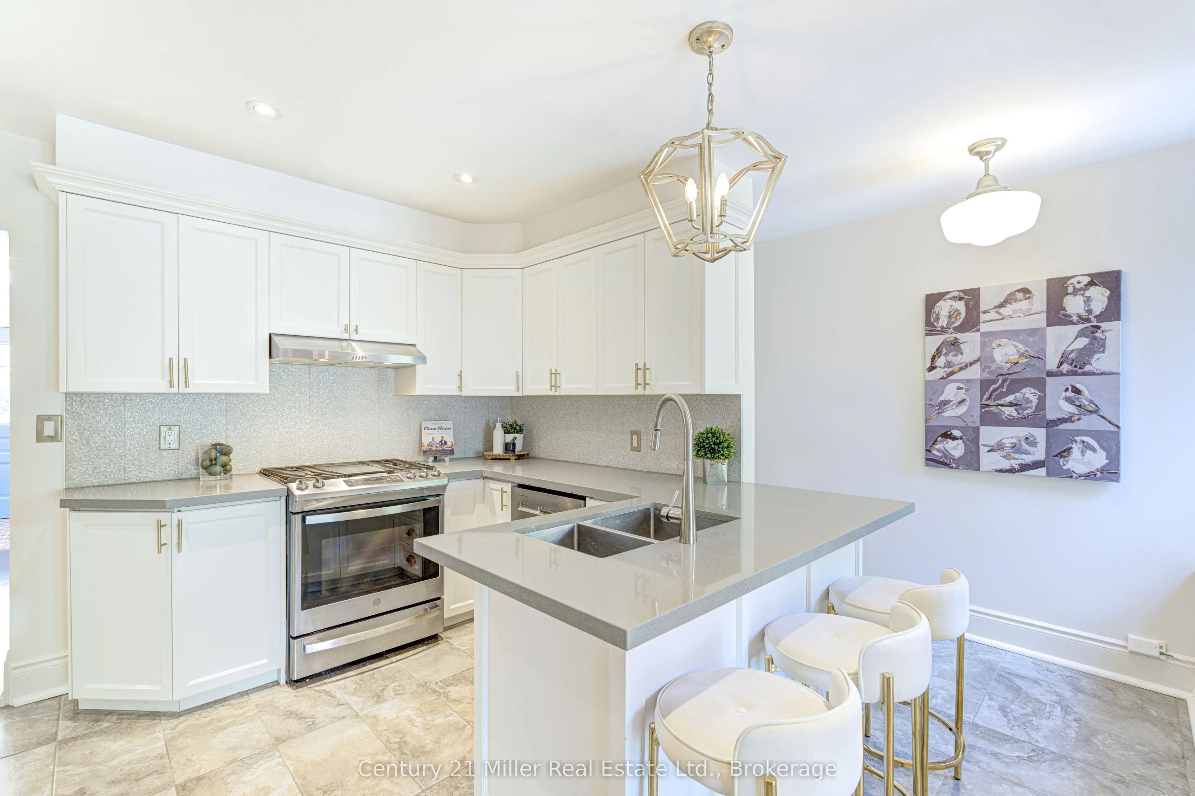 82 Withrow Avenue