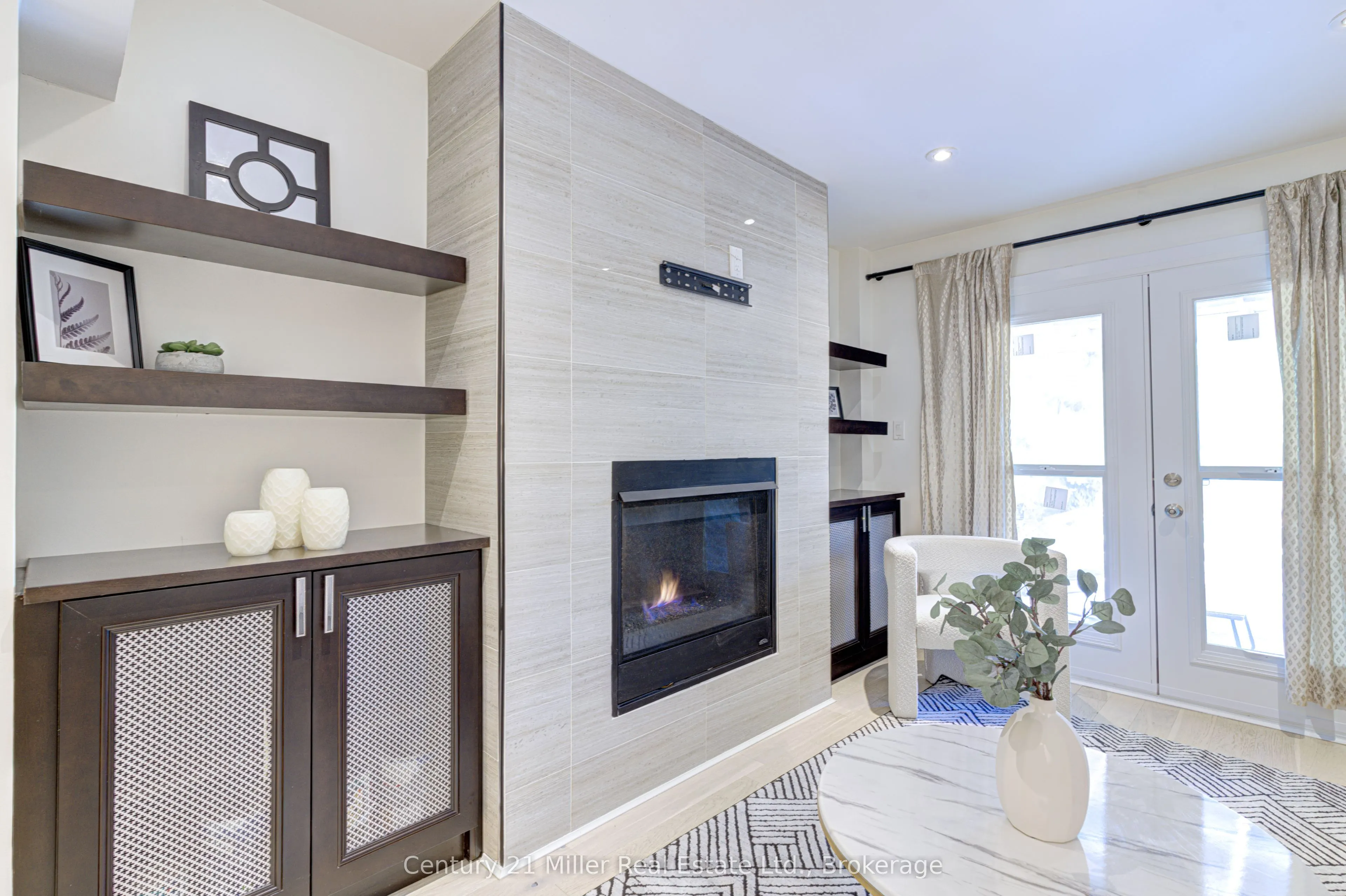 82 Withrow Avenue