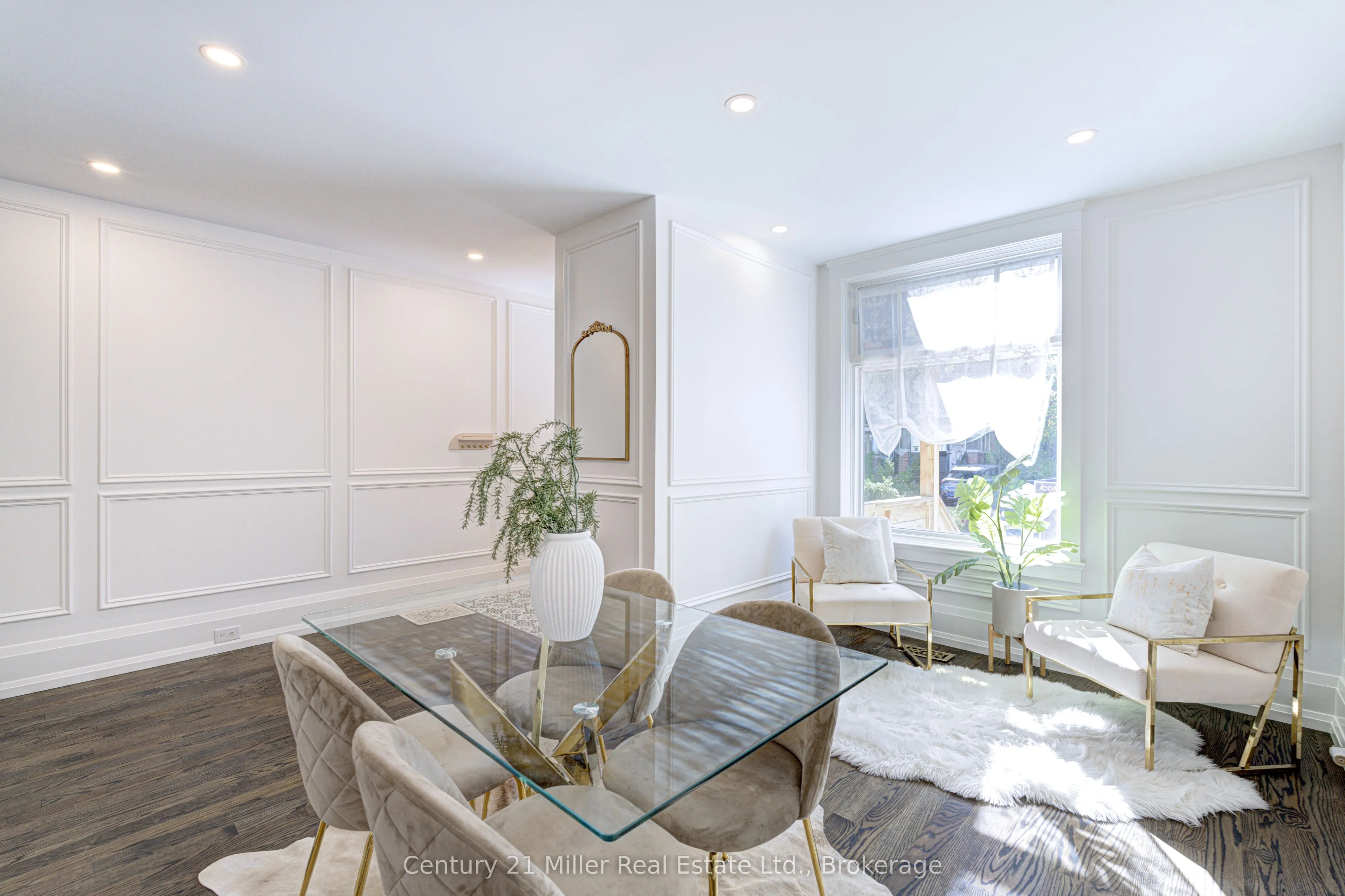 82 Withrow Avenue