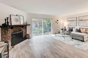 91 L'amoreaux Drive, #108