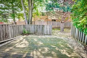 91 L'amoreaux Drive, #108